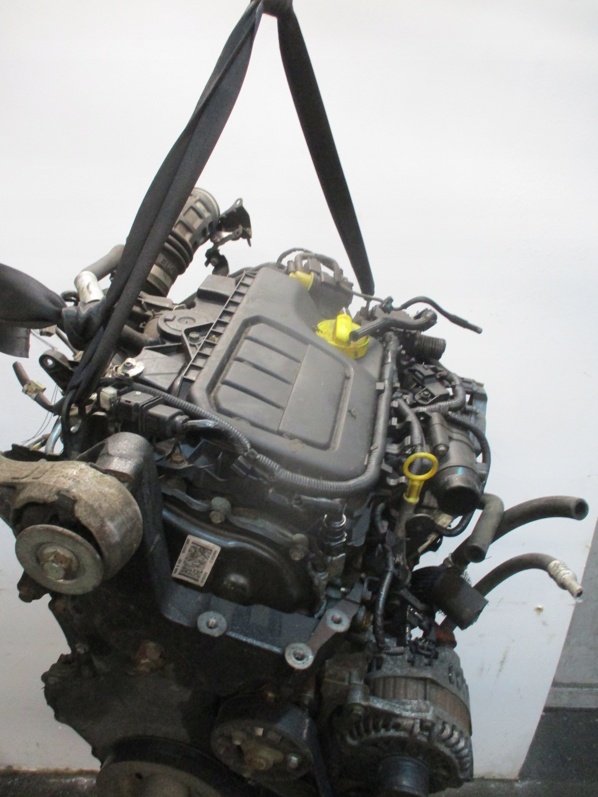 engine motor NISSAN QASHQAI 1,6DCI R9MB405 complete