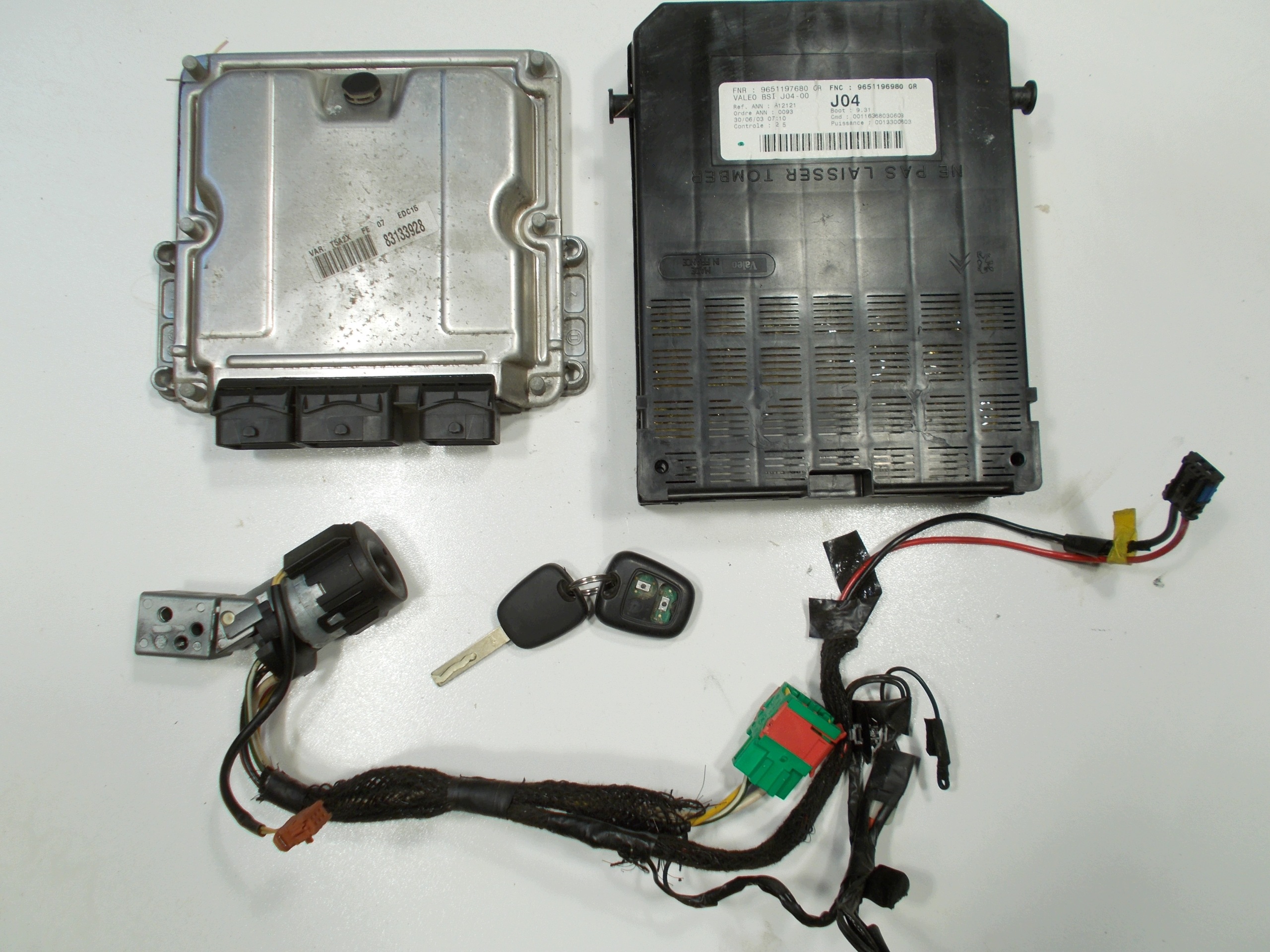 ignition computer running board IMMO PEUGEOT 307 2,0 HDI 0281010935 9650221480