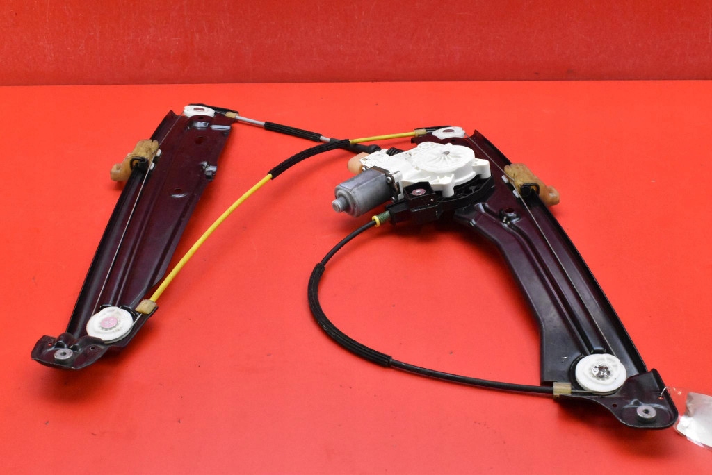 window regulator right front EU 7182086 BMW F02 LONG 08-12
