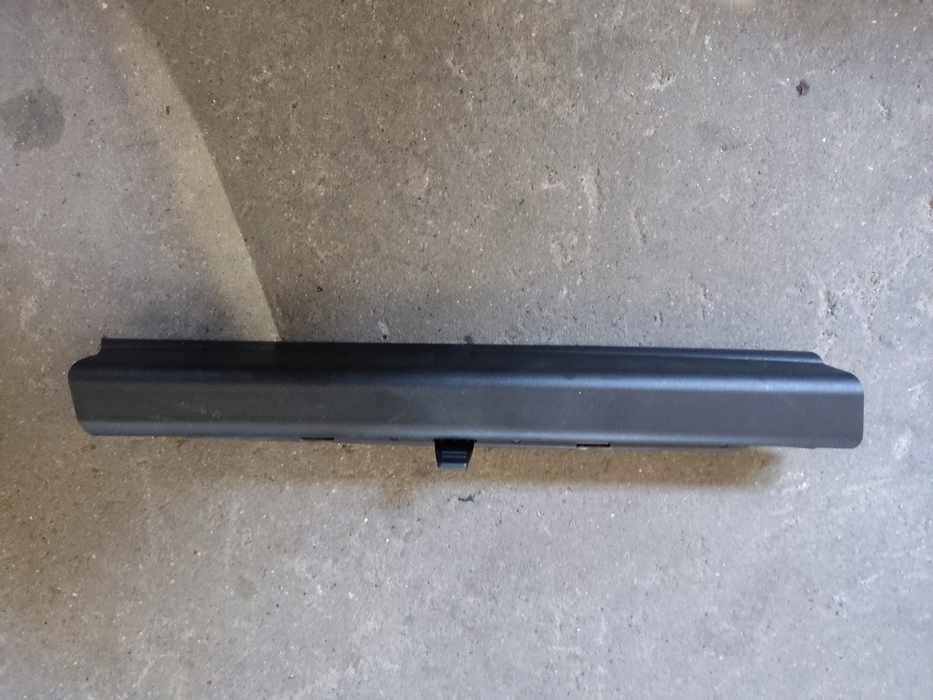 BMW E61 жалюзі двері правий задній трикутник