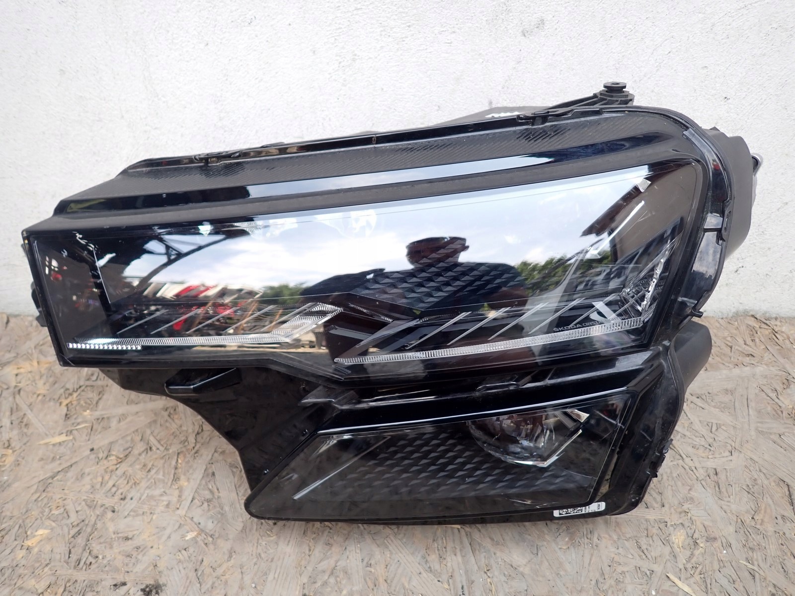 light left left FULL LED SKODA KAROQ 57B NU7 LIFT 22- 57B941035B