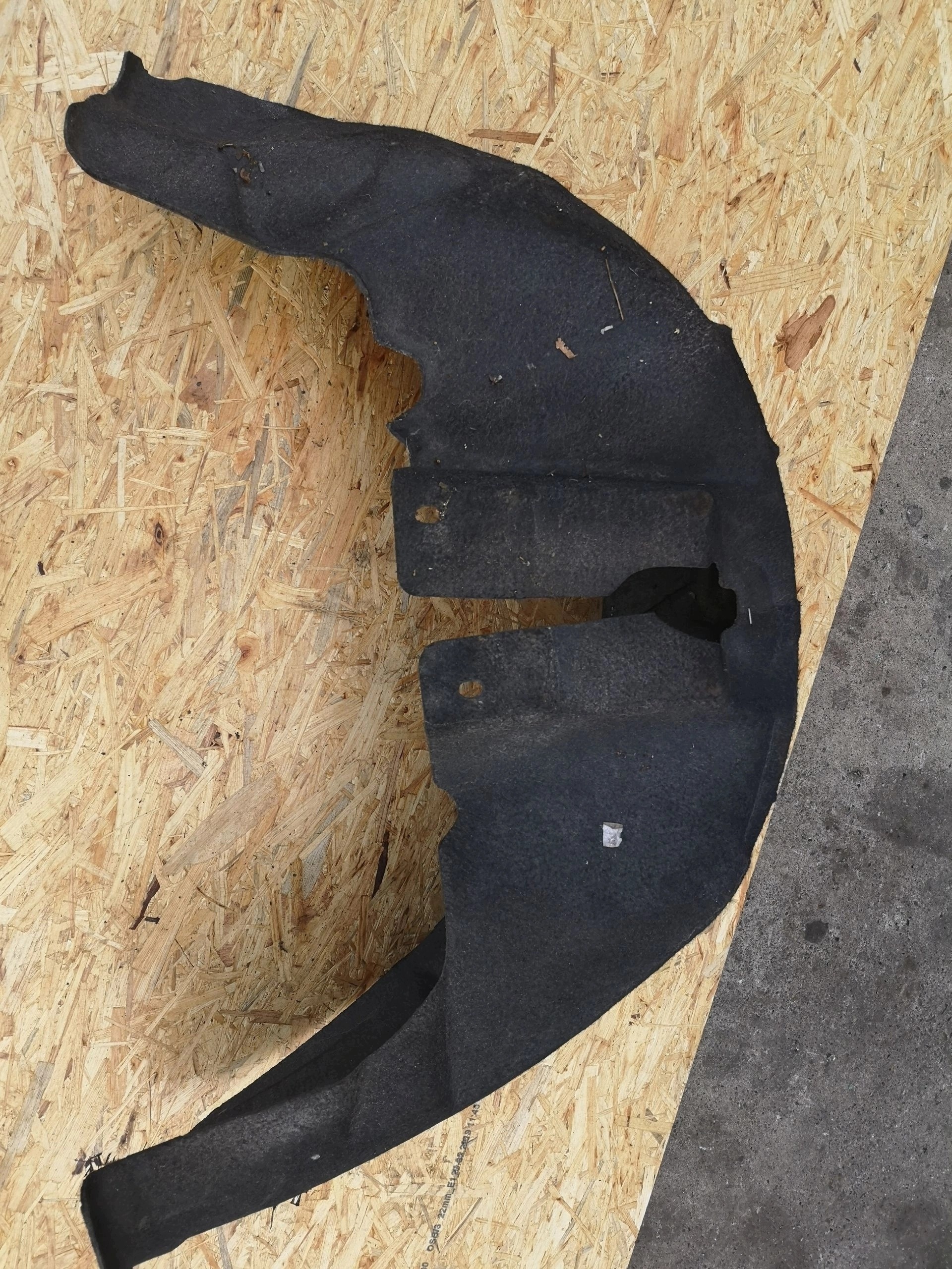 mudguard left rear part AUDI A4 B8 8K0810171B MATERIAL