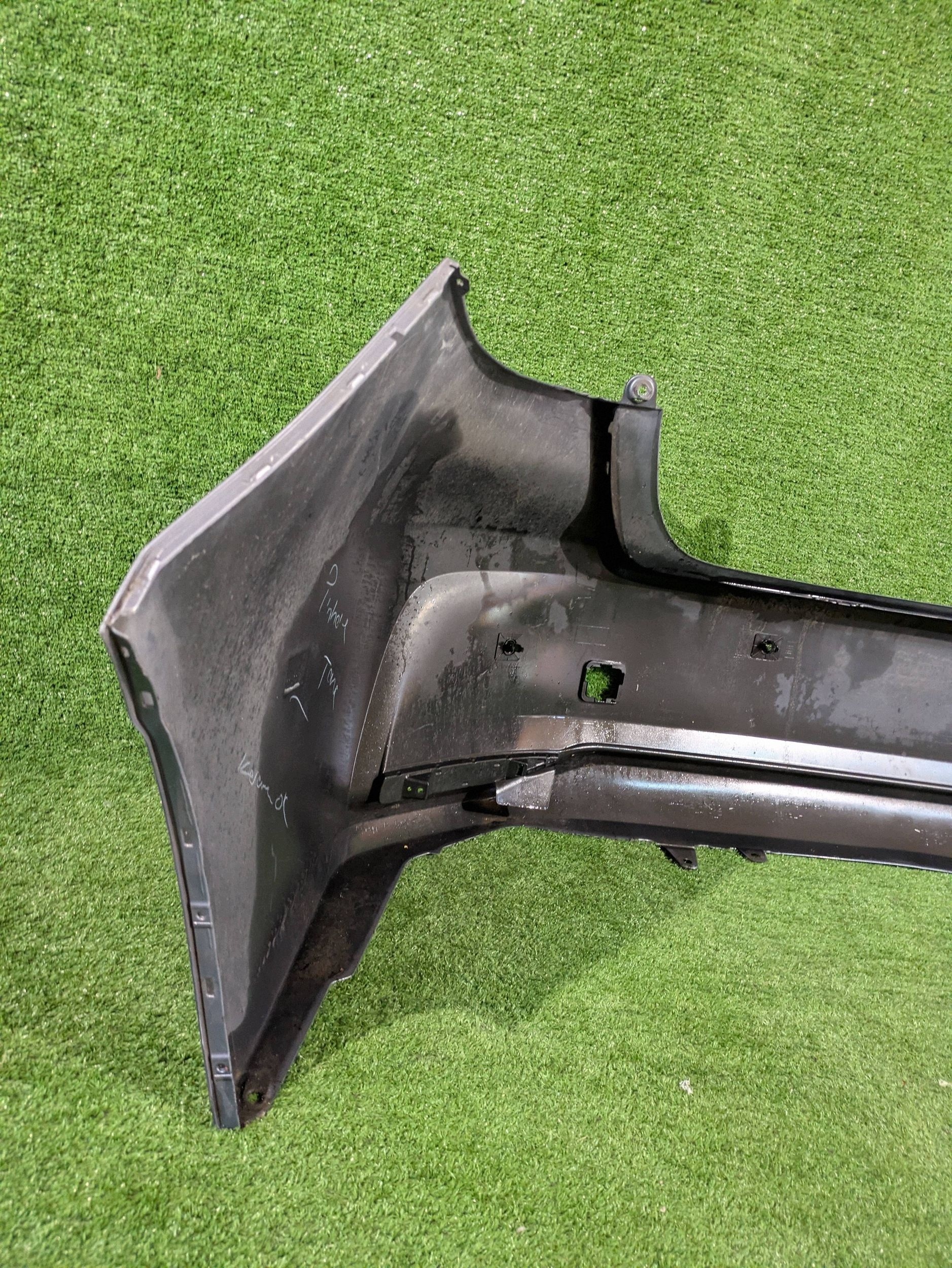bumper rear rear part TOYOTA COROLLA E21 sedan 18- PDC NR.Z9727