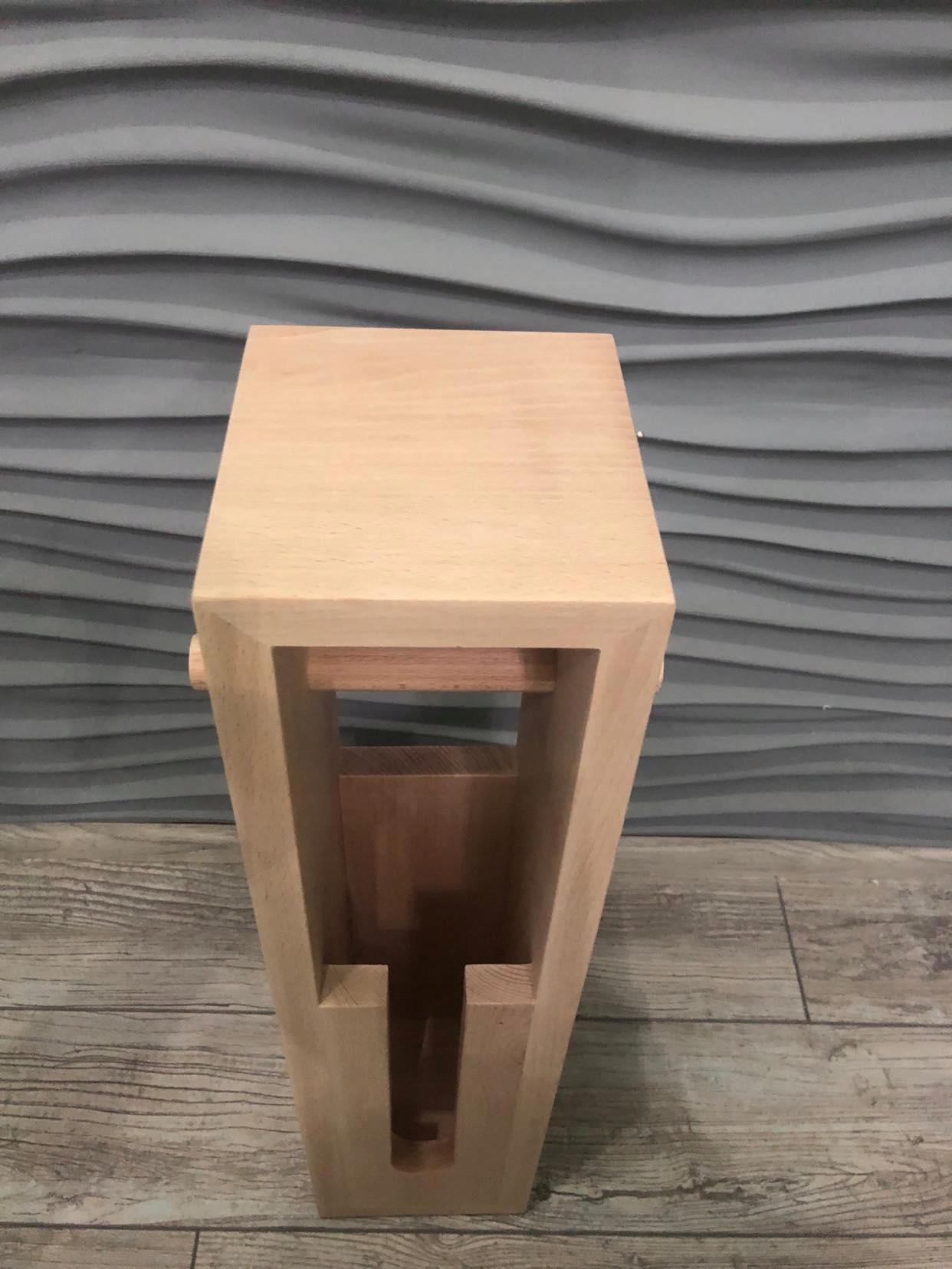 Stojak drewniany na papier toaletowy - EKOLOGICZNY Szerokość produktu 15 cm