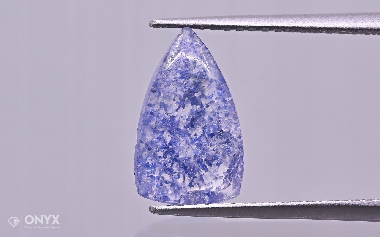 Křemen s dumortierytem mělký 12x7,5 mm