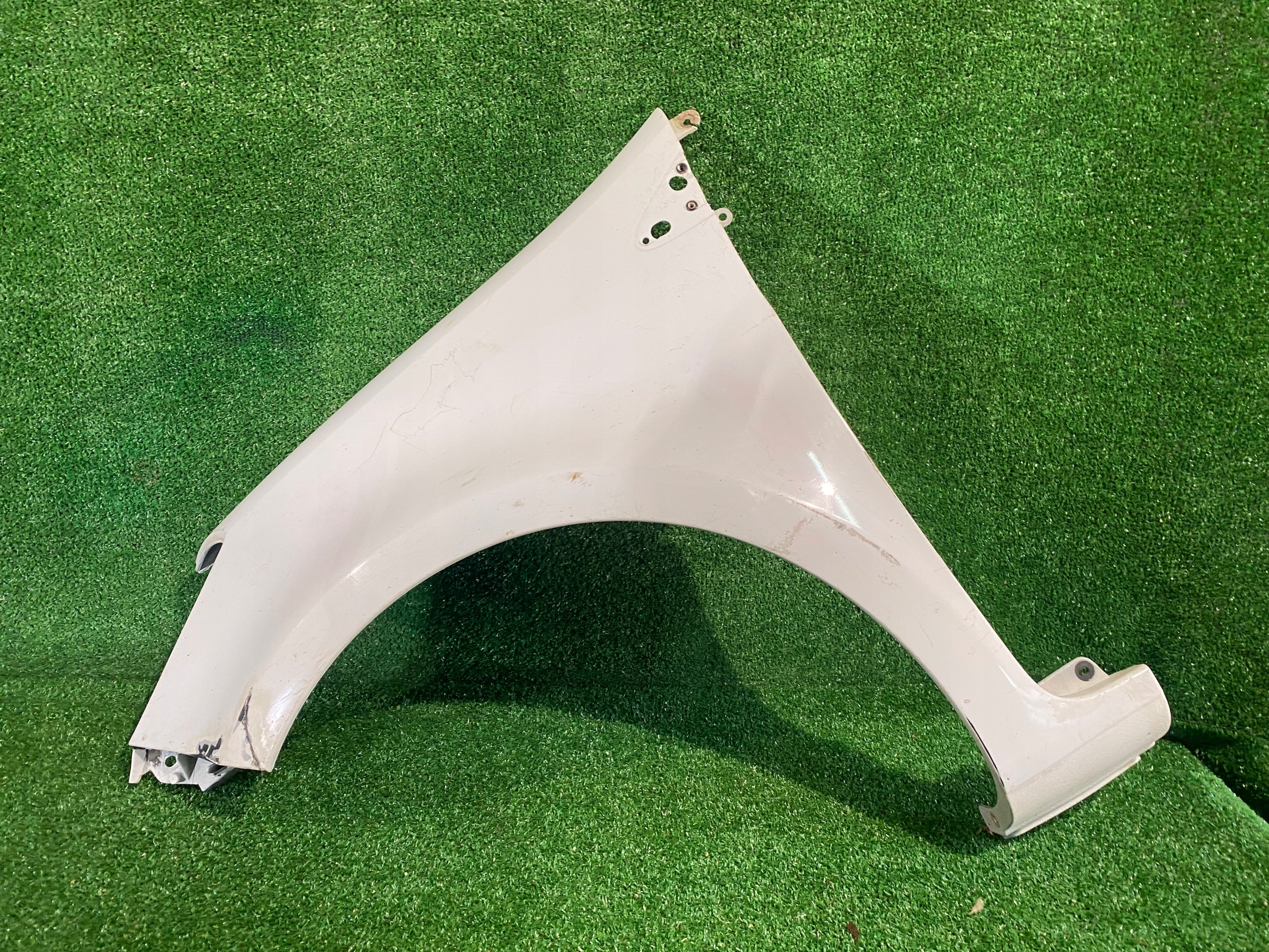 fender front left RENAULT CLIO III 195