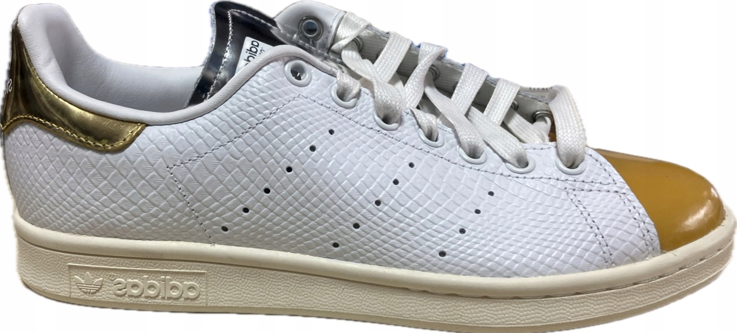 Sportovní Obuv Adidas Stan Smith B24698 vel. 40