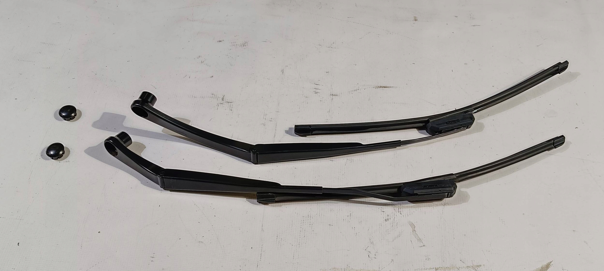 wiper arm zaslepki komplet Dodge Challenger 2015