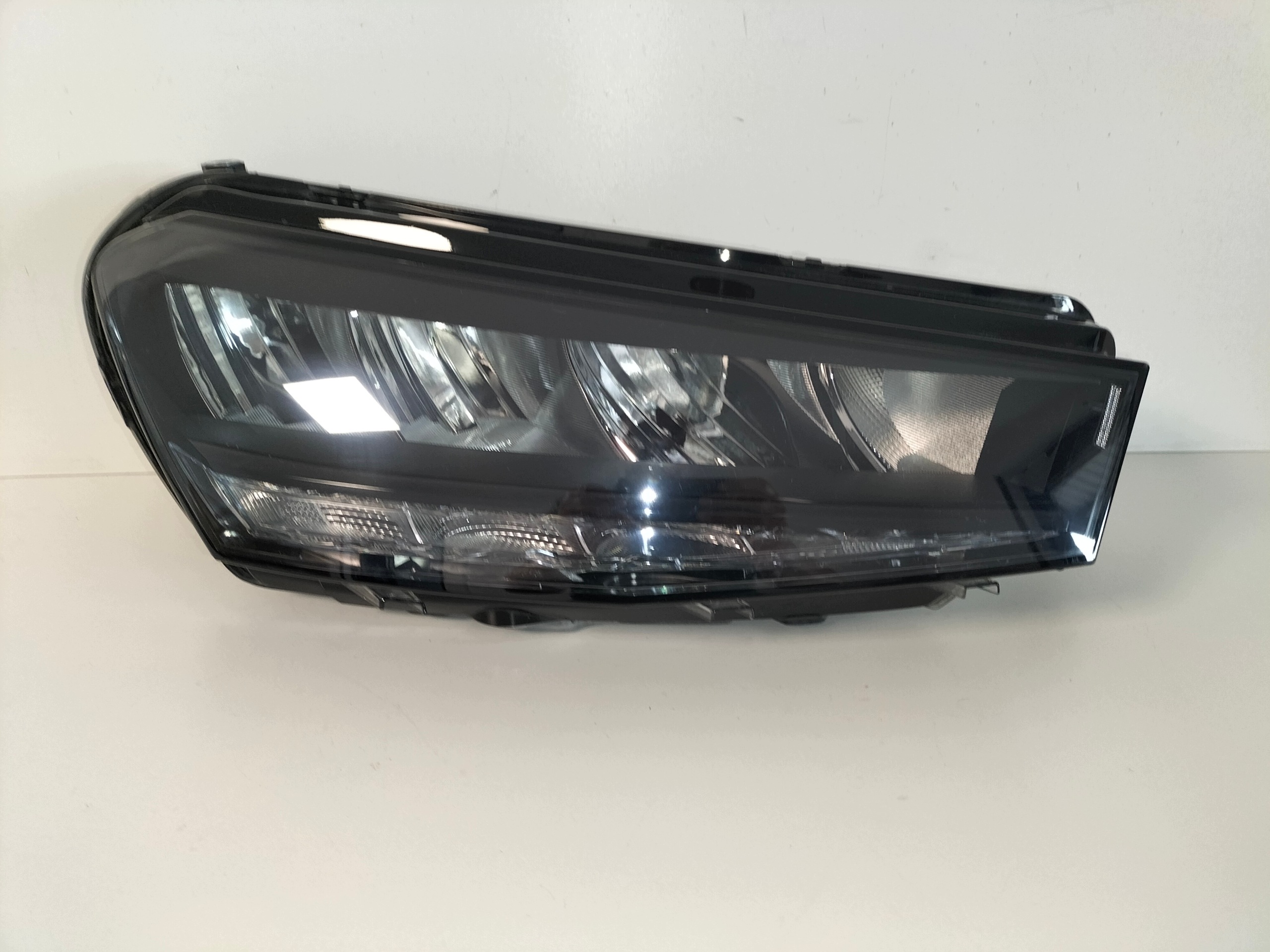 light front reflektor right SKODA FABIA 4 IV 21- FULL LED CRYSTAL LIGHT