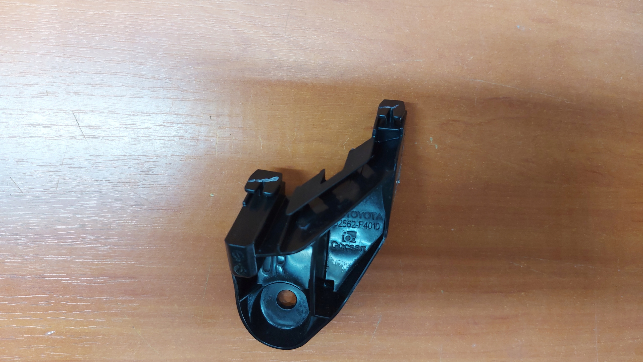 bumper bracket right rear part TOYOTA CHR C-HR 16