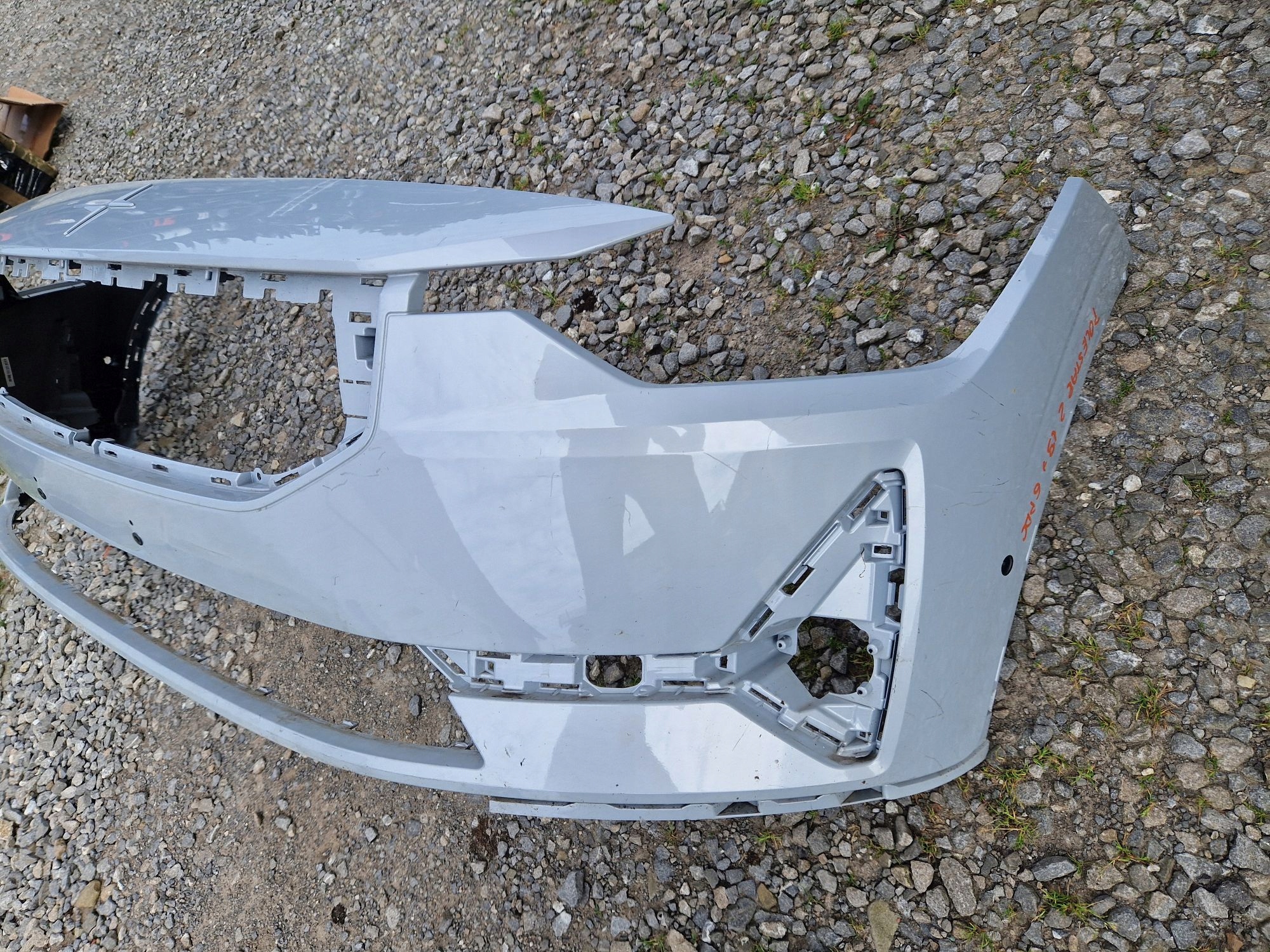 FRONTSTOSSSTANGE POLESTAR 2 II 2020R->
