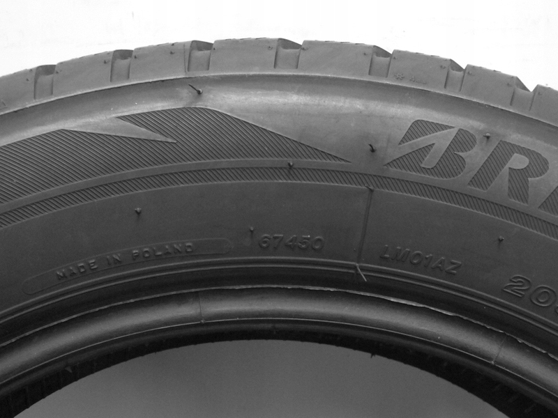 2Z 205/60R17 Bridgestone Blizzak LM001 * 93H 0919 7 Kod producenta 10034