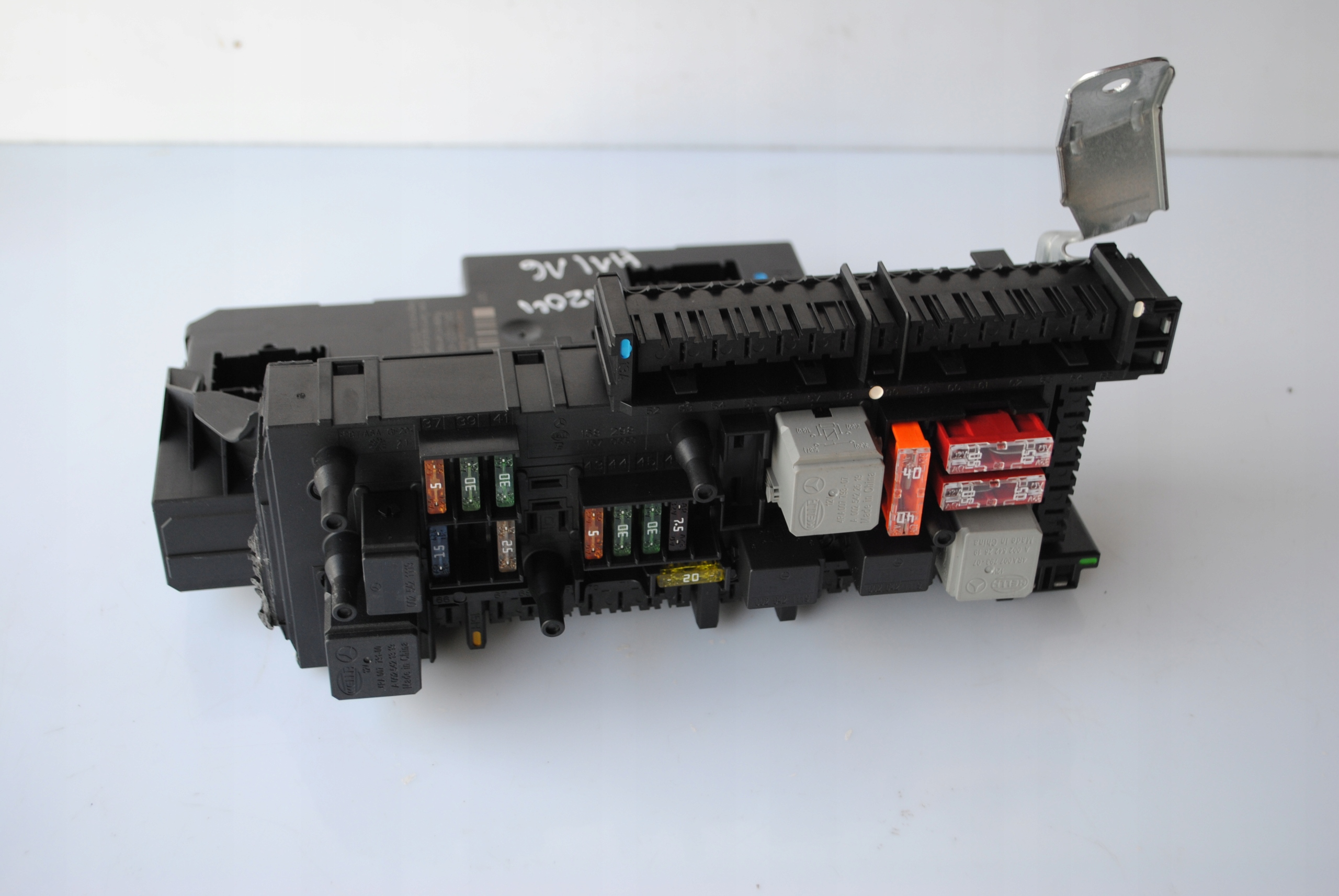 MODUL SAM 2049005003 MERCEDES W204 LIFT EU Producent czesci Hella