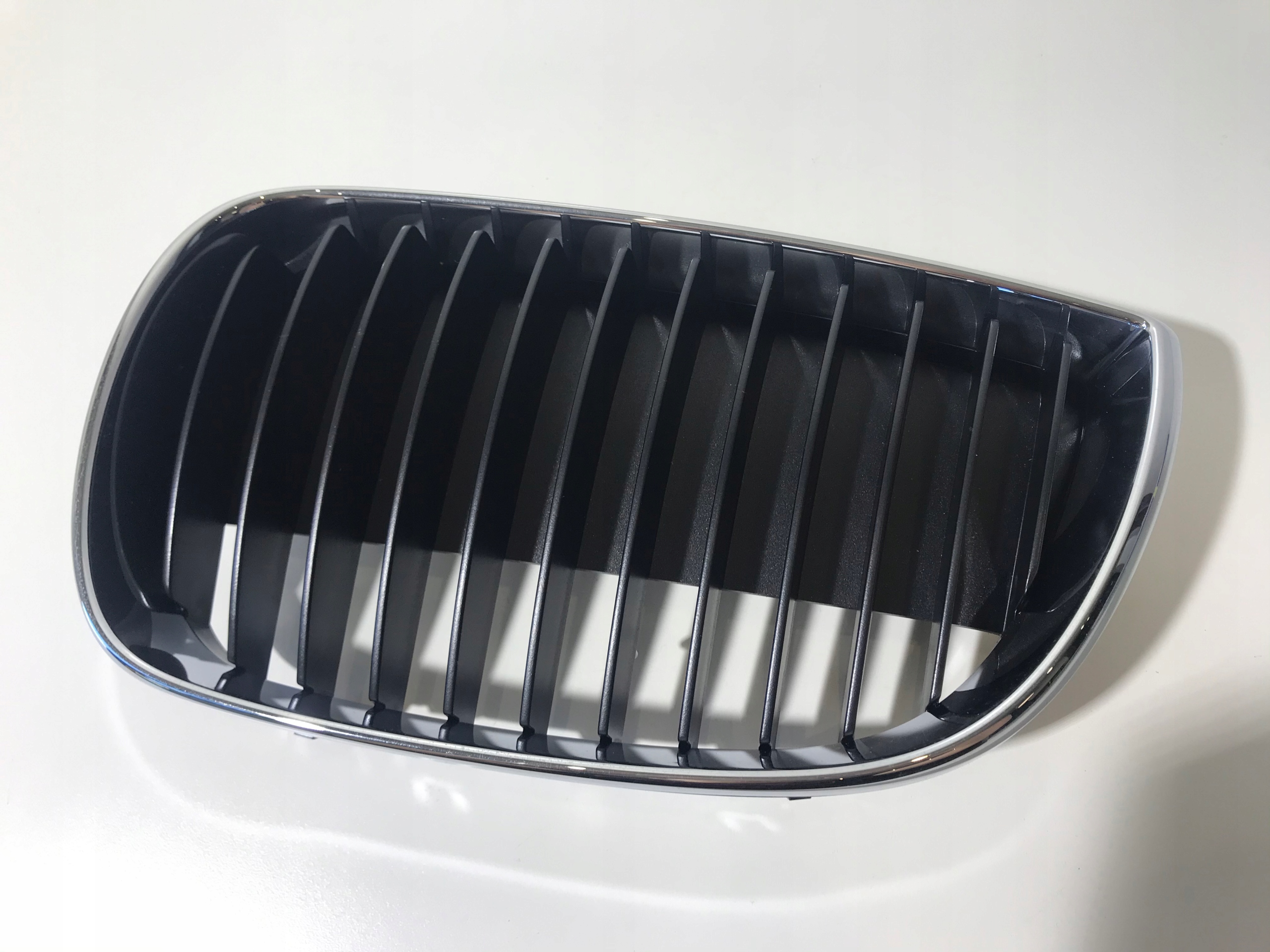 GRIL ATRAPA NERKA BMW 1 E81 E87 7127227