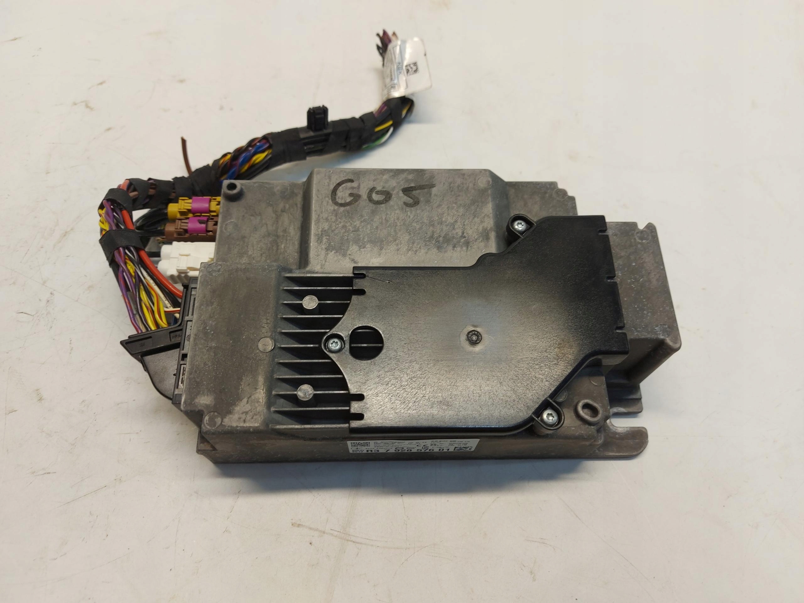 BMW G05 X5 3.0d 2019r module amplifier RADIA 7928576