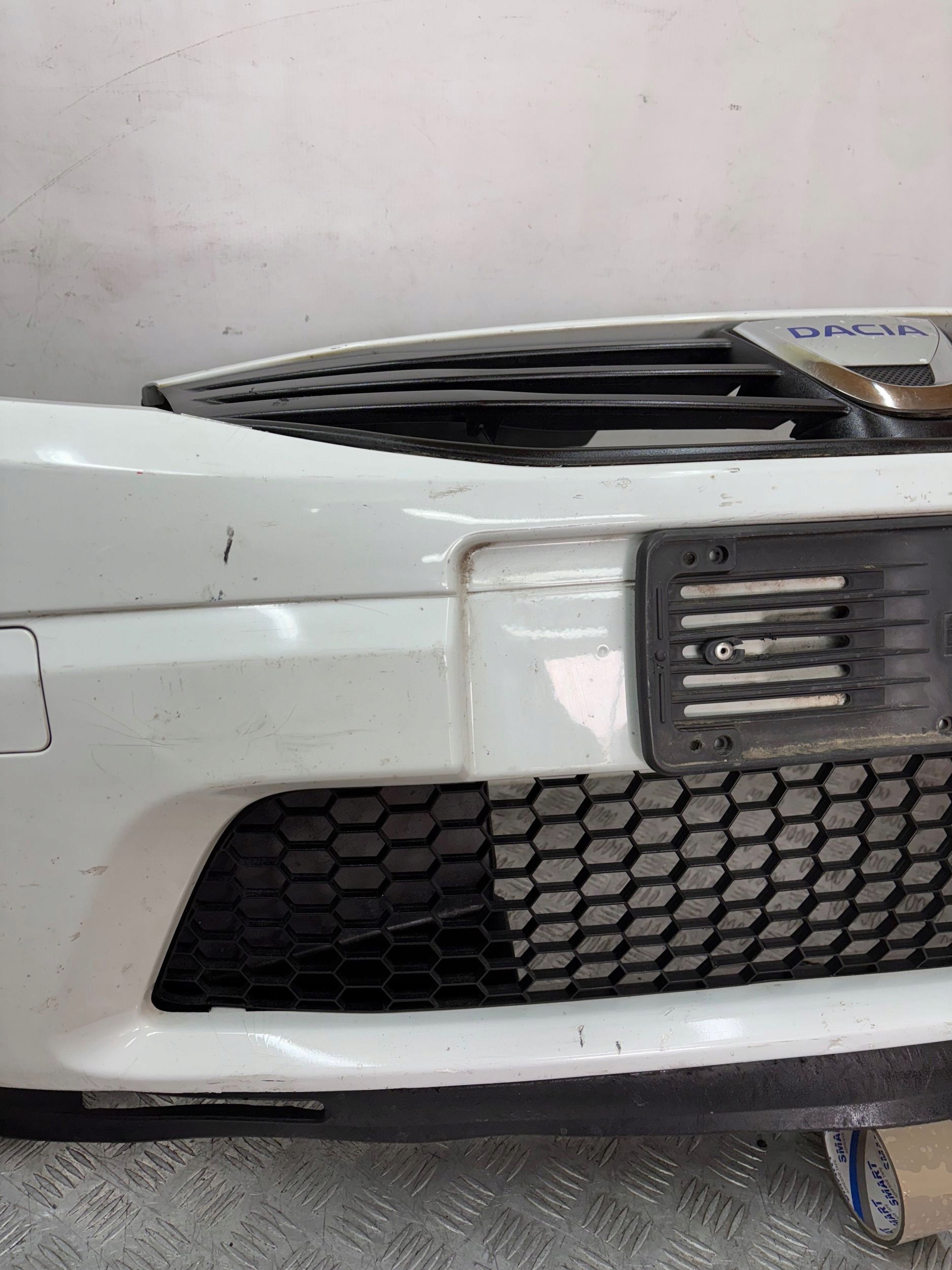 bumper front front DACIA SANDERO and 08-12