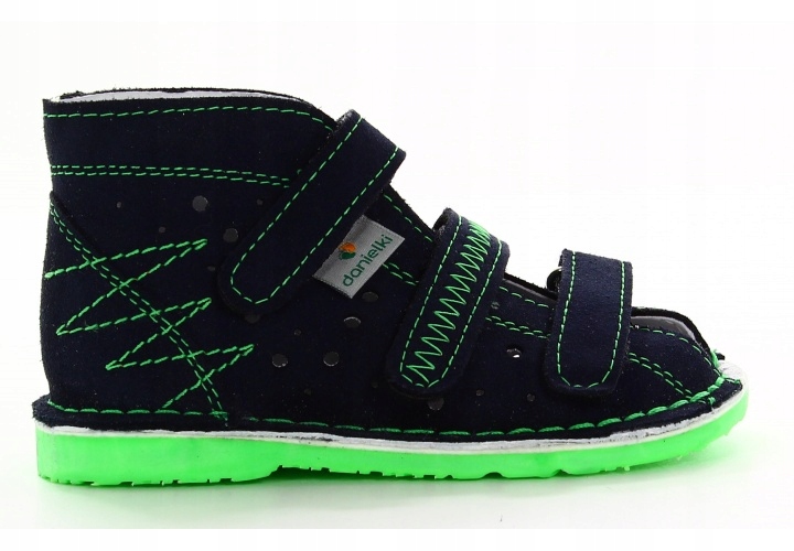 Danielki kapcie profilaktyczne TA215 r 33 granat Z Marka Danielki