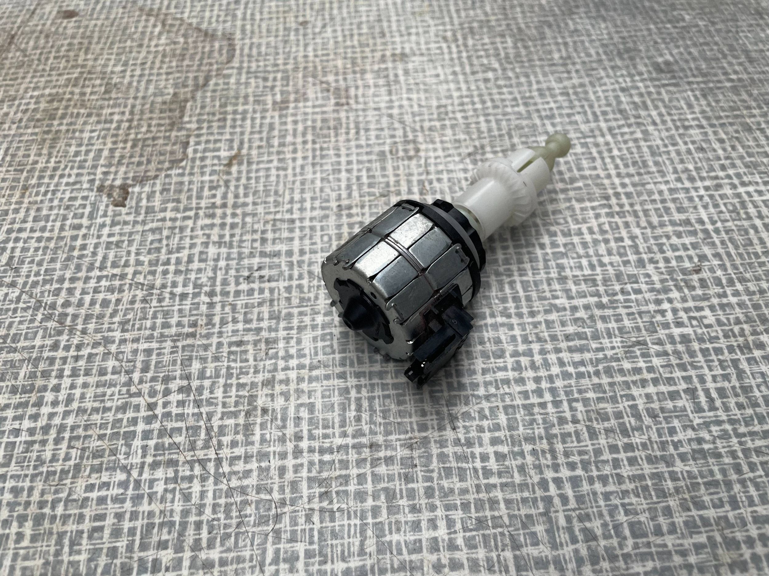 Motor Leuchte OPEL MOKKA B EGF0049 @M