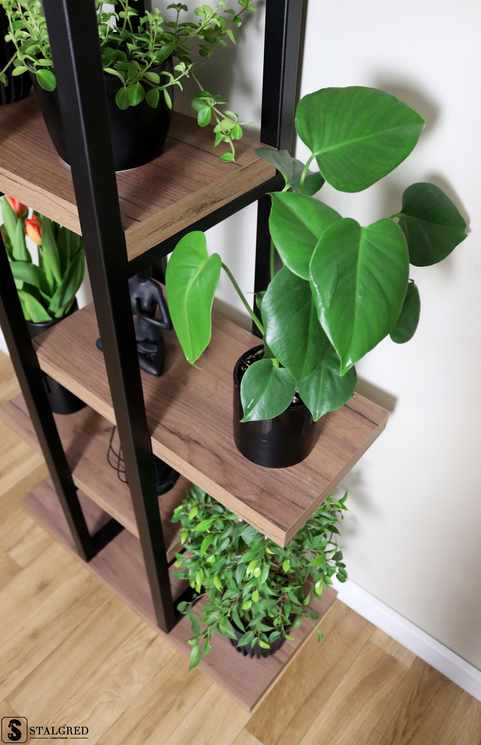 KWIETNIK LOFT STOJAK NA KWIATY 185 cm Marka inna