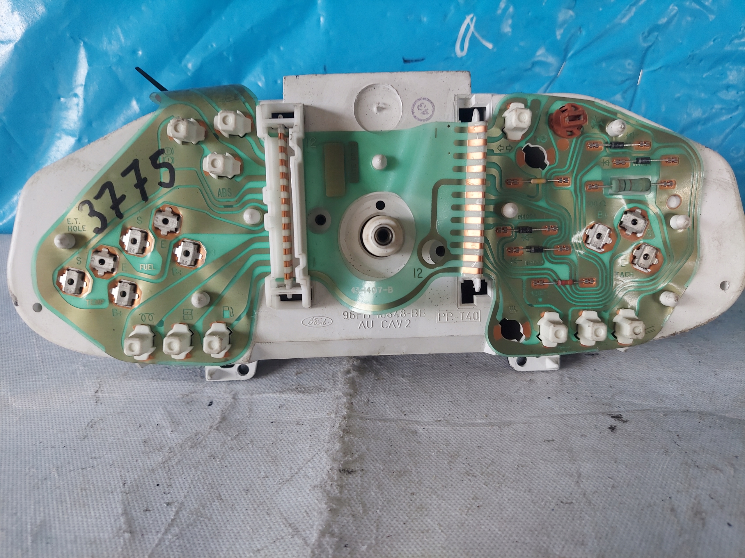 dials clock FORD ESCORT 1.8 TD 96FB10849CB