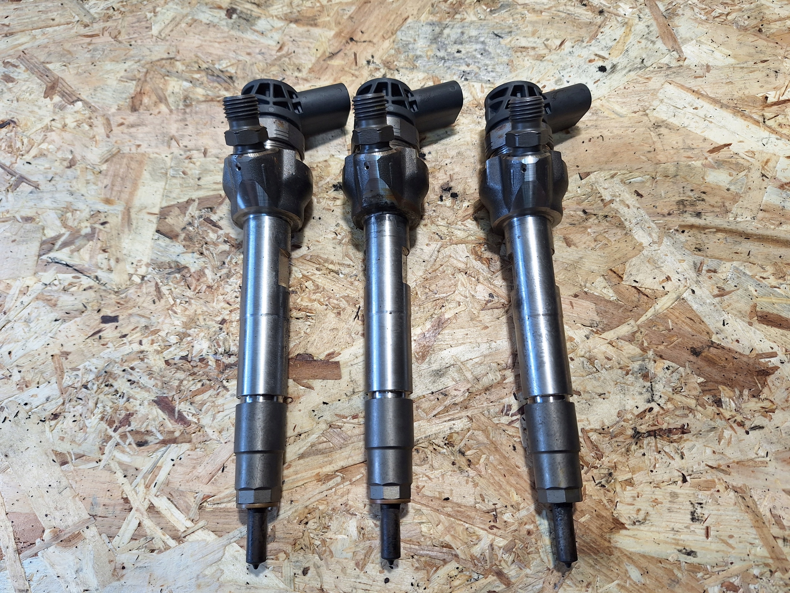nozzle injector 0445110598 Mini Cooper 1.5 D