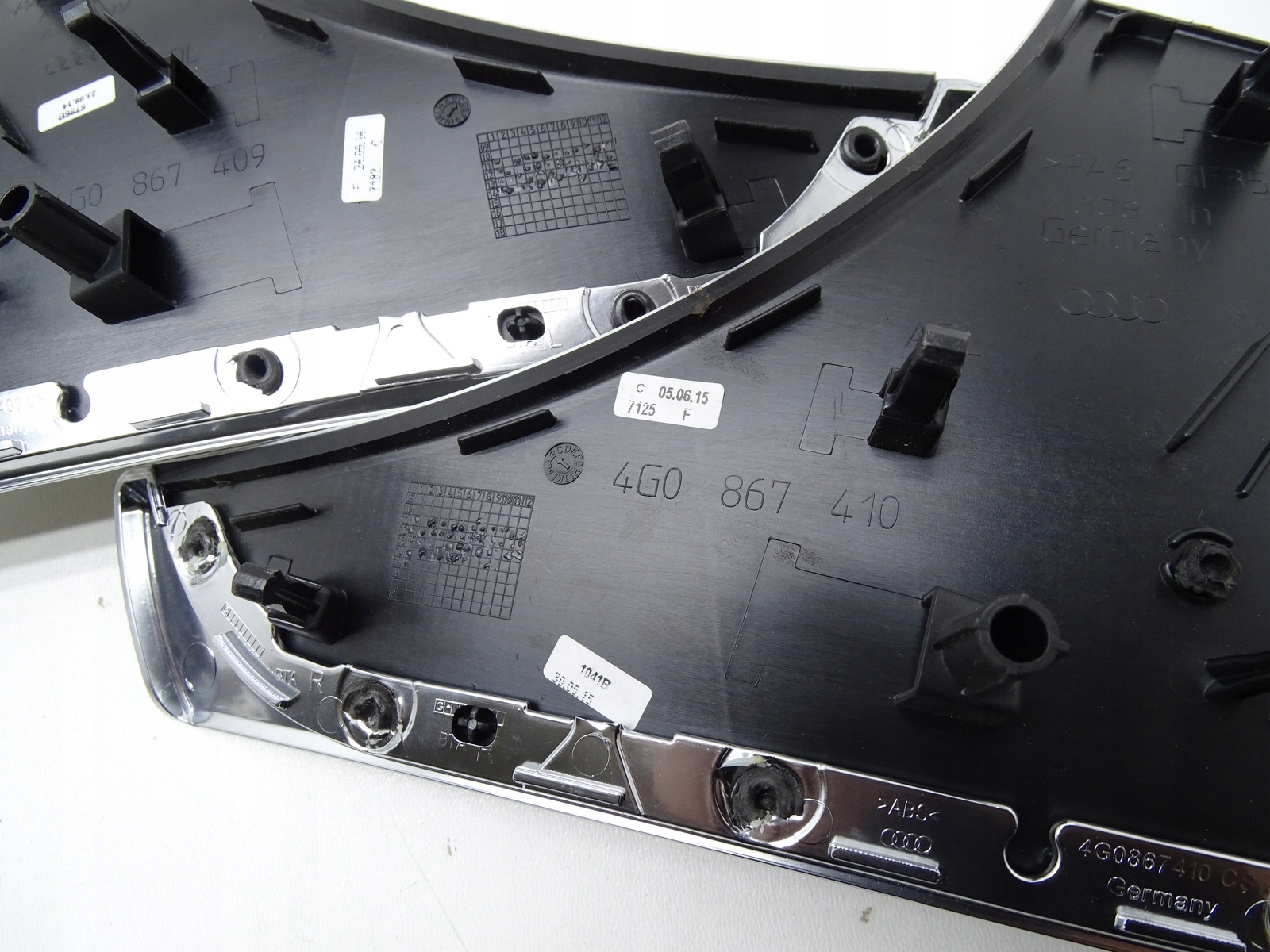 Распределительные коробки Двери перед зад комплект Audi A6 C7 4G0867409 4G0867419
