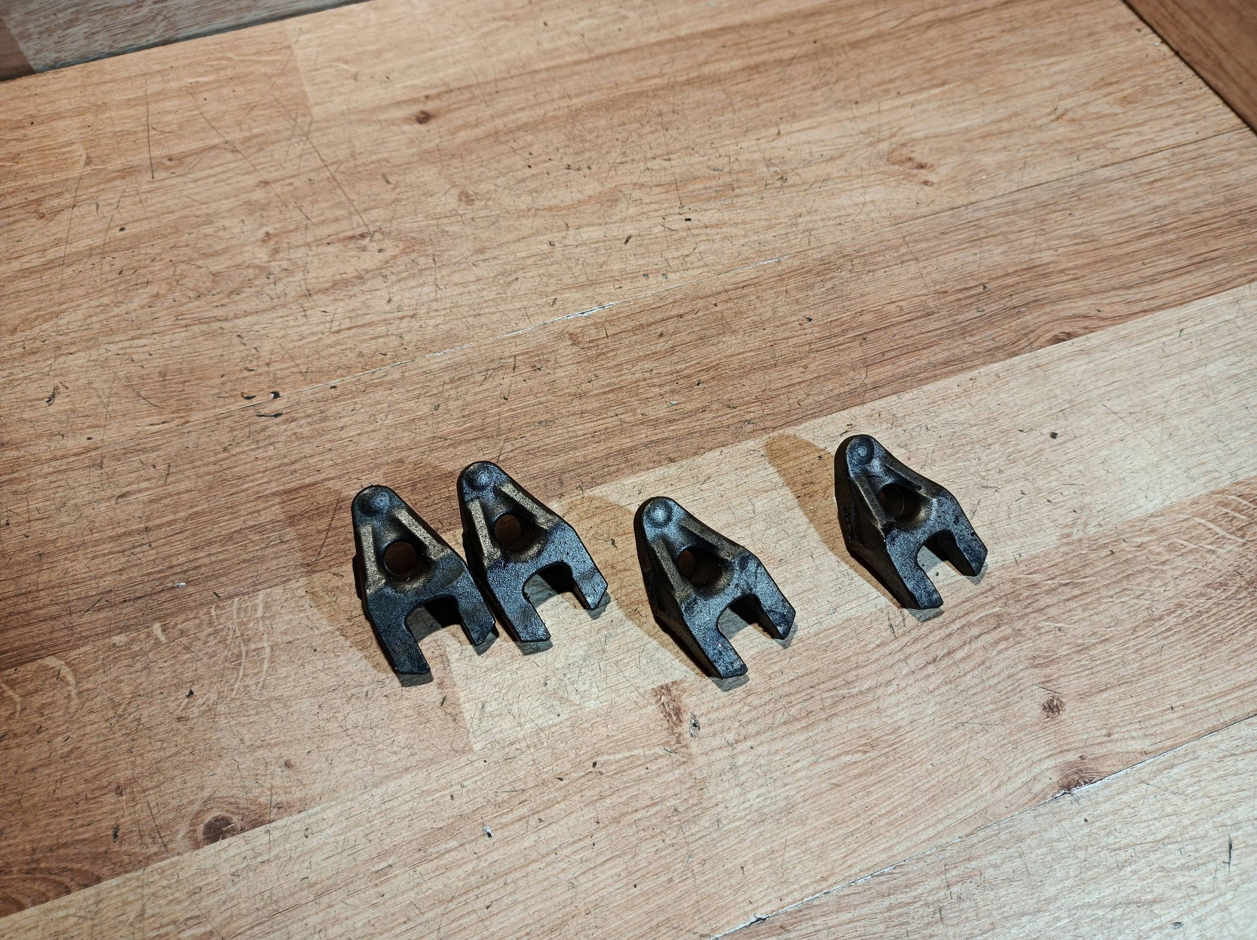 Support plaque Injecteur Béquille de support Volvo V40 D2 1.6D