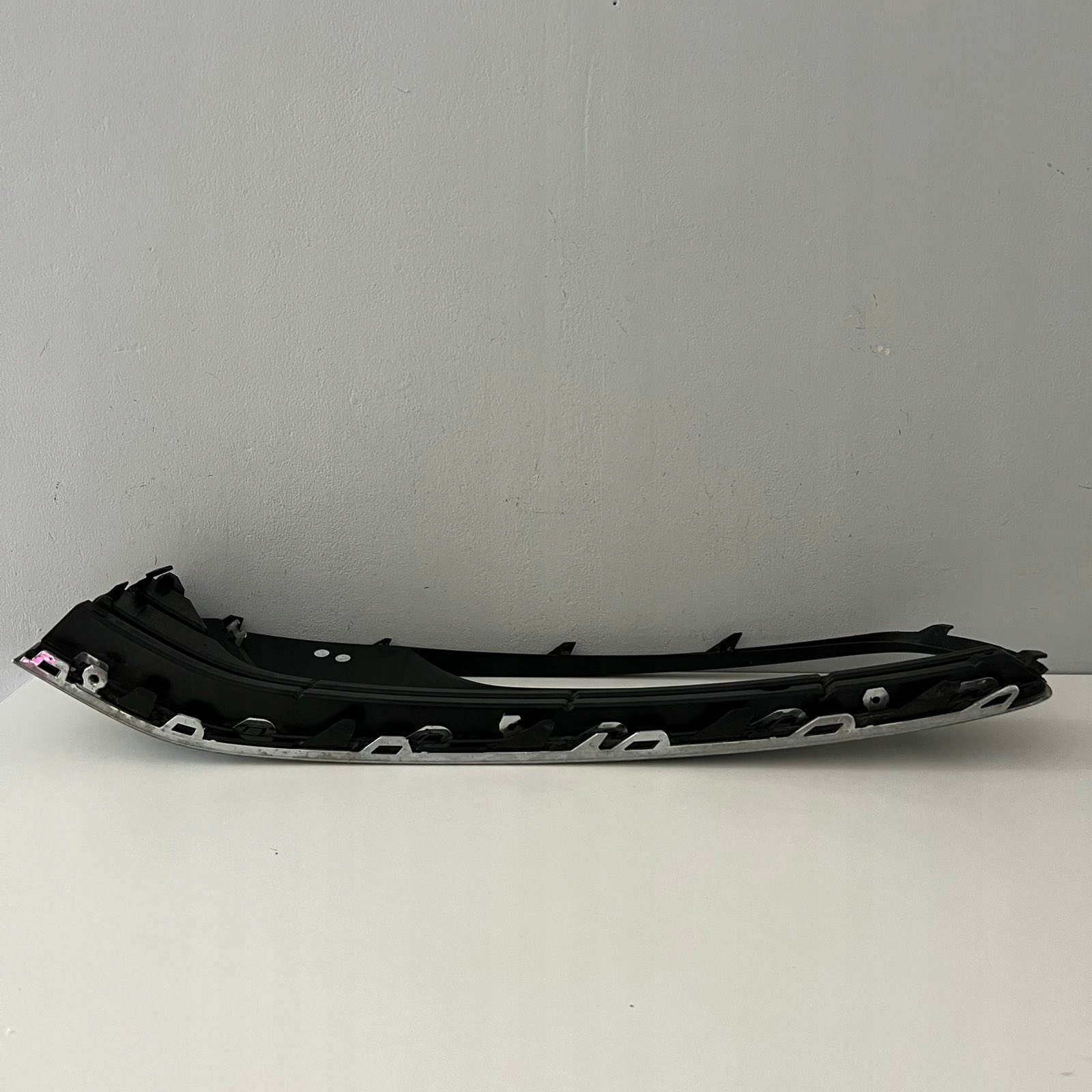 VW PASSAT B7 10-14r grid of a bumper right 3AA853666