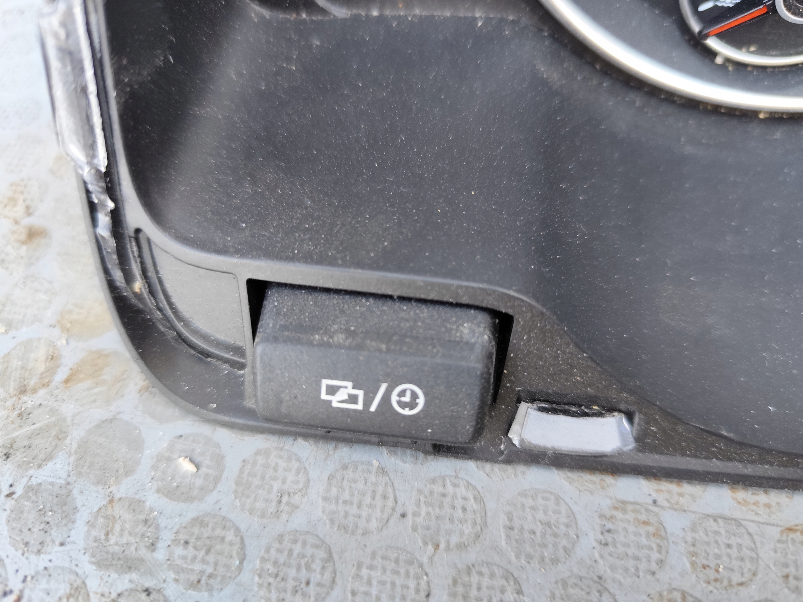 dials VW T5 Lift dials without of the window