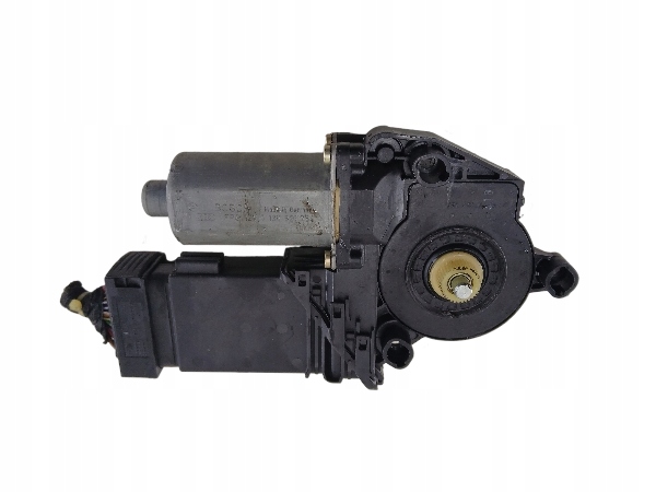 VW GOLF IV BORA LEON and mini motor windows right front 0130821764