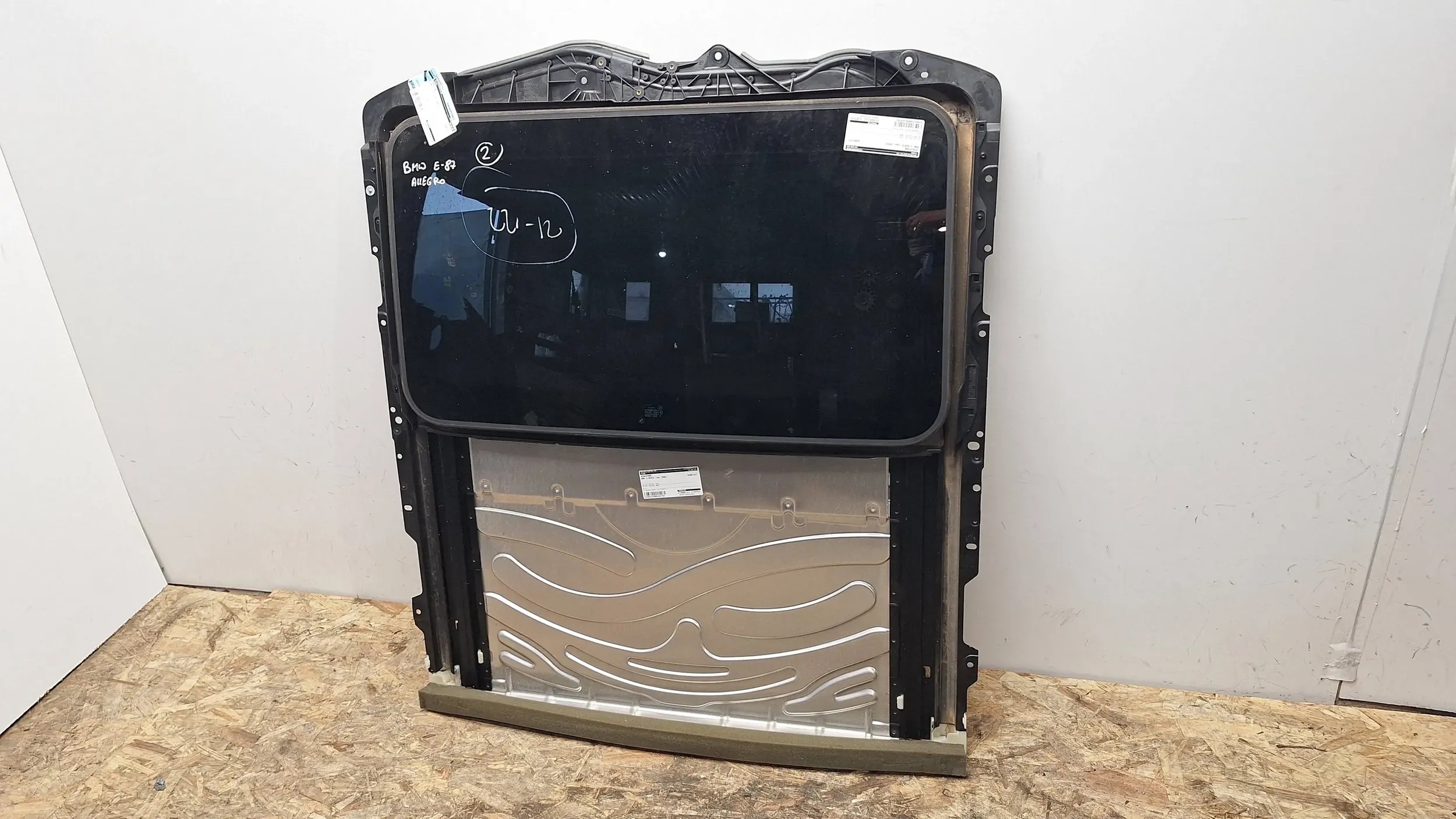 Люк панорама 7046142 BMW 1 E87 04-