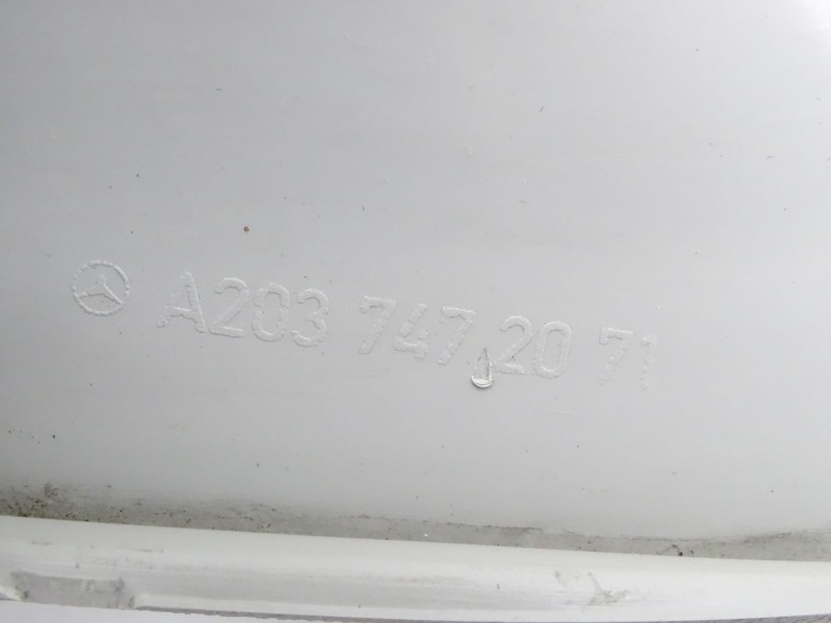 MERCEDES C KLASA COUPE W203 LISTWA KLAPY TYŁ PRAWA Producent części Mercedes-Benz OE