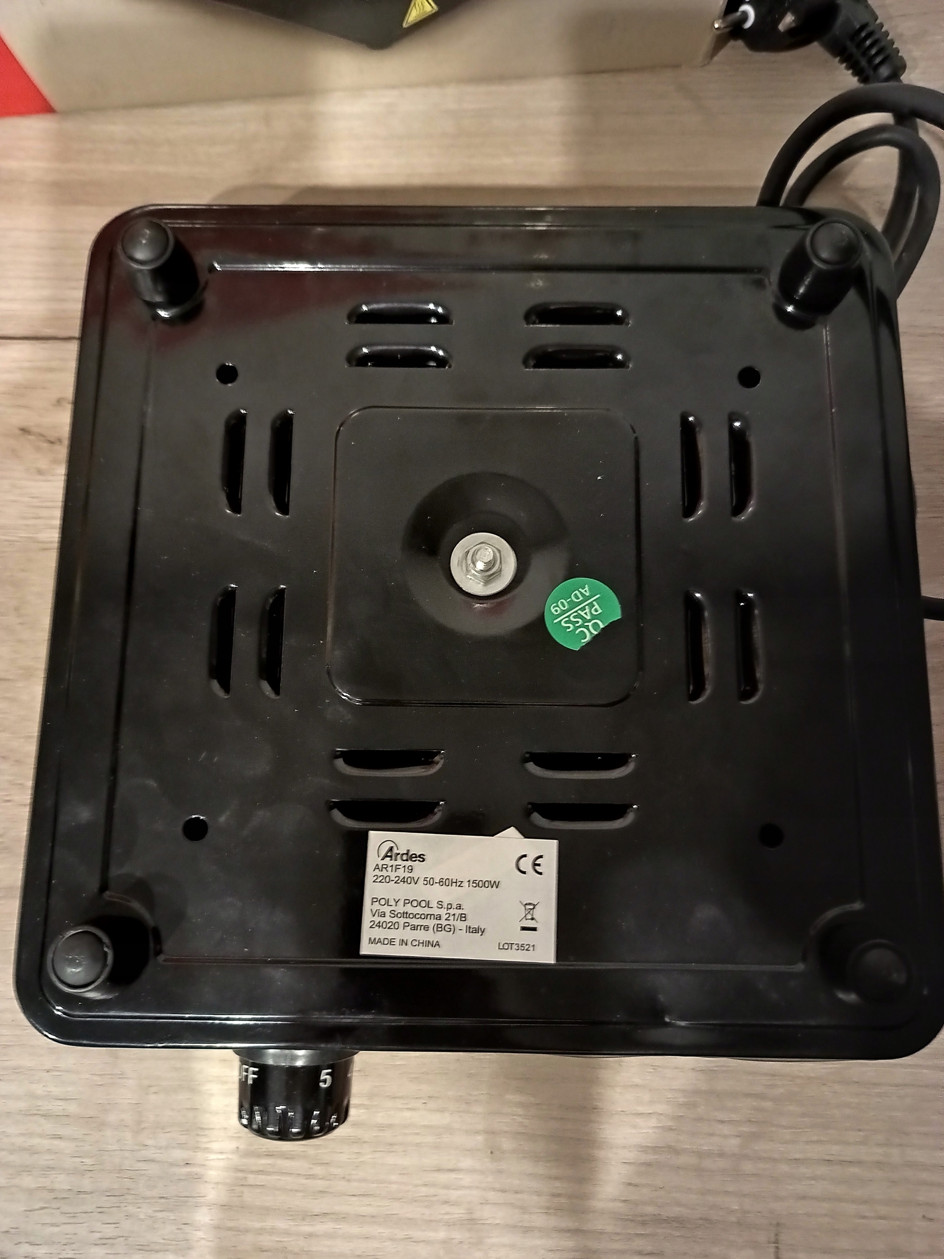 Kuchenka przenośna Ardes AR1F19 Marka Ardes