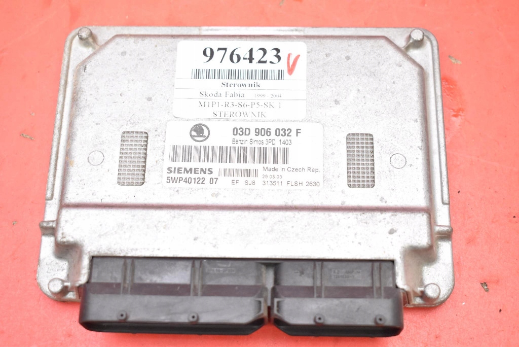 Centralina computer Motore 03D906032F SKODA FABIA 1 e 1.2 12V 64 KM 99-04