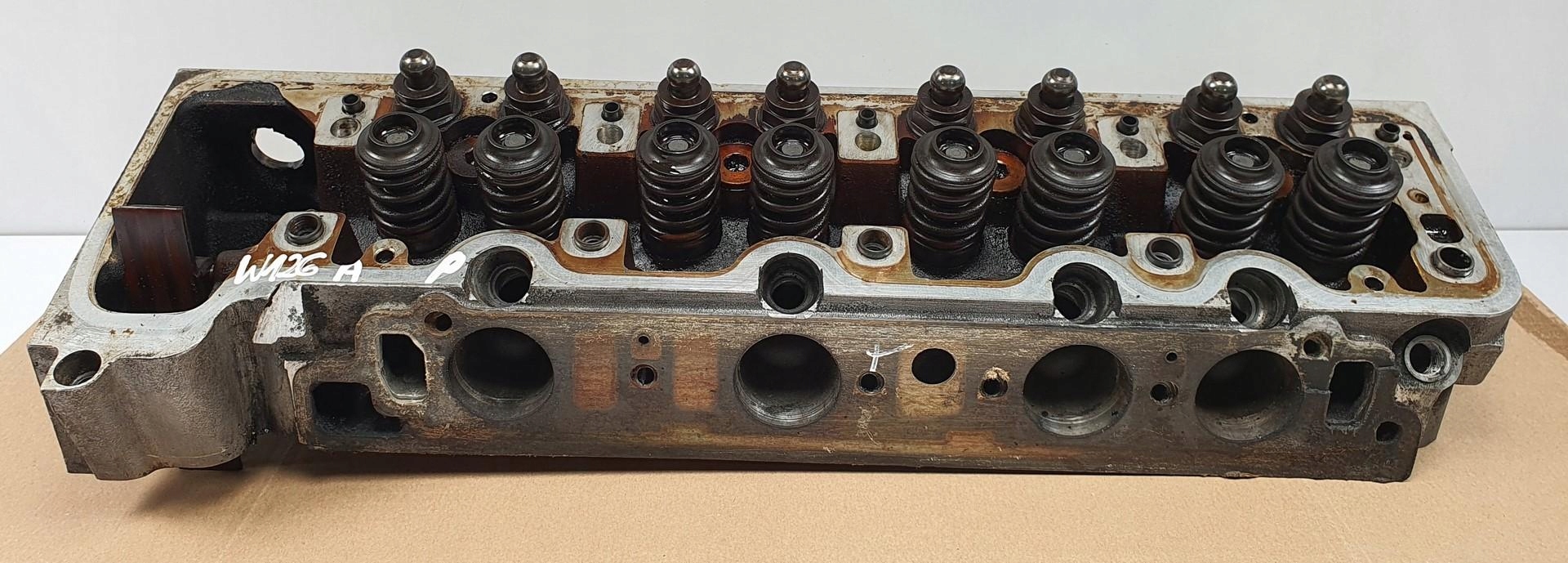 GŁOWICA SILNIKA MERCEDES W126 3.8 V8 R1160163301 Typ samochodu Samochody osobowe