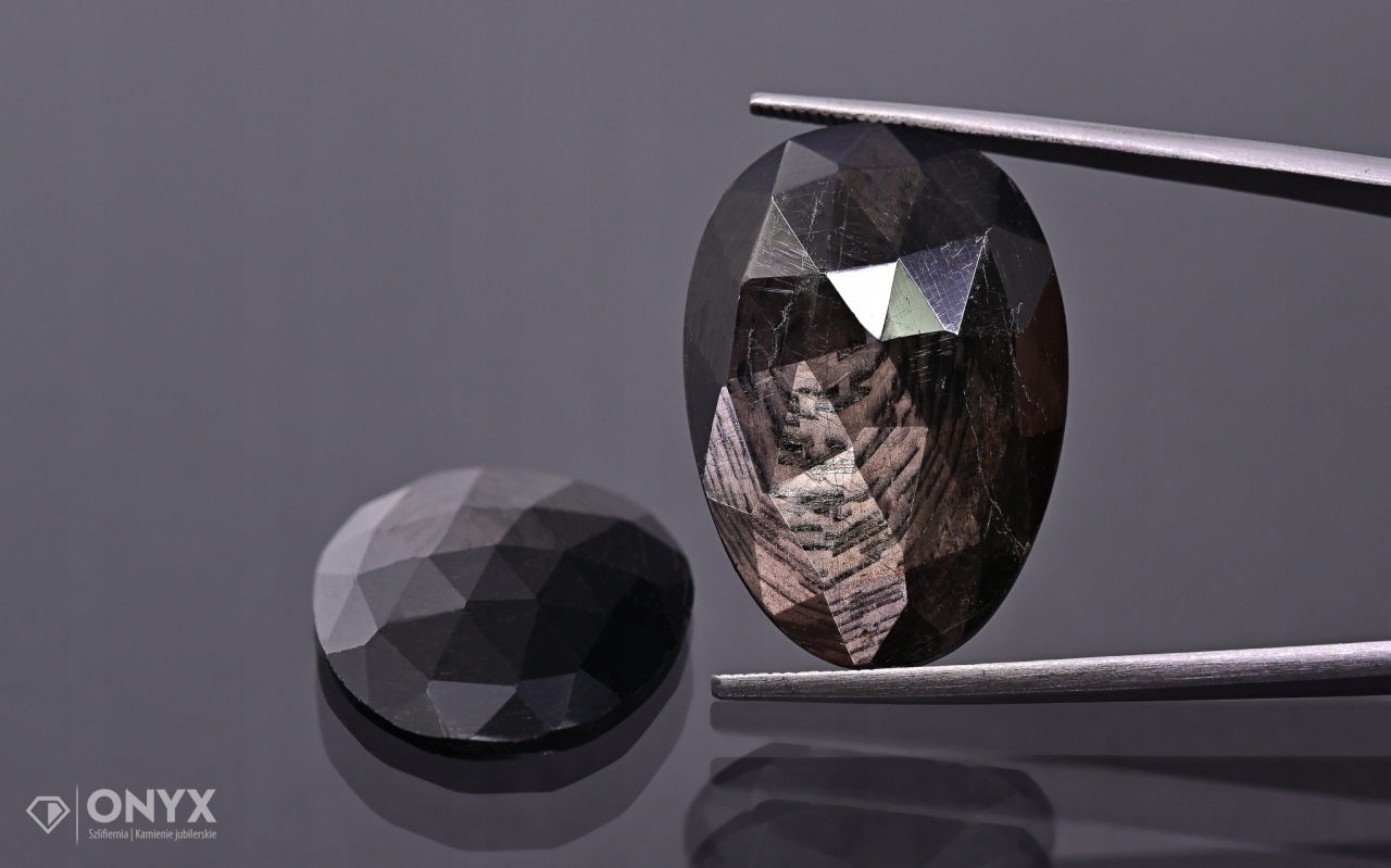 Granátové jablko hvězdicové fazetované rozeta Para neregul