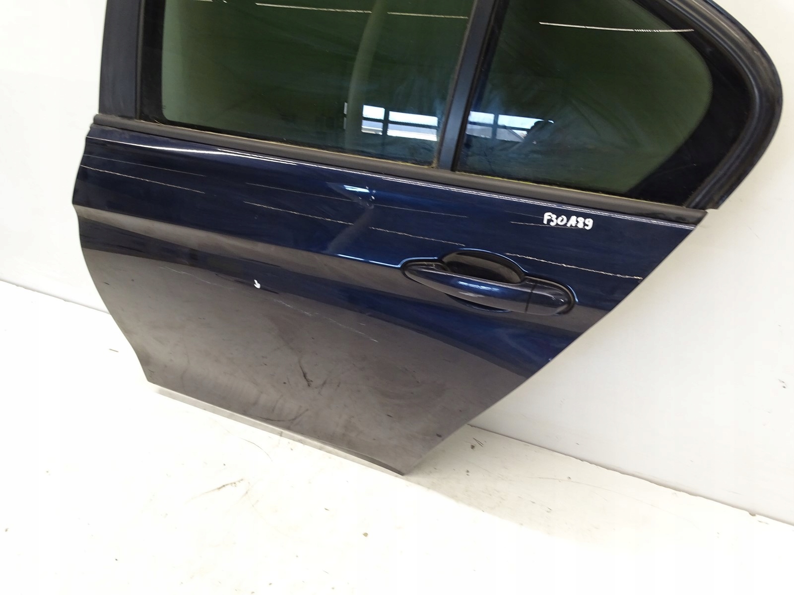 door left rear part left rear. BMW F30 LIFT A89