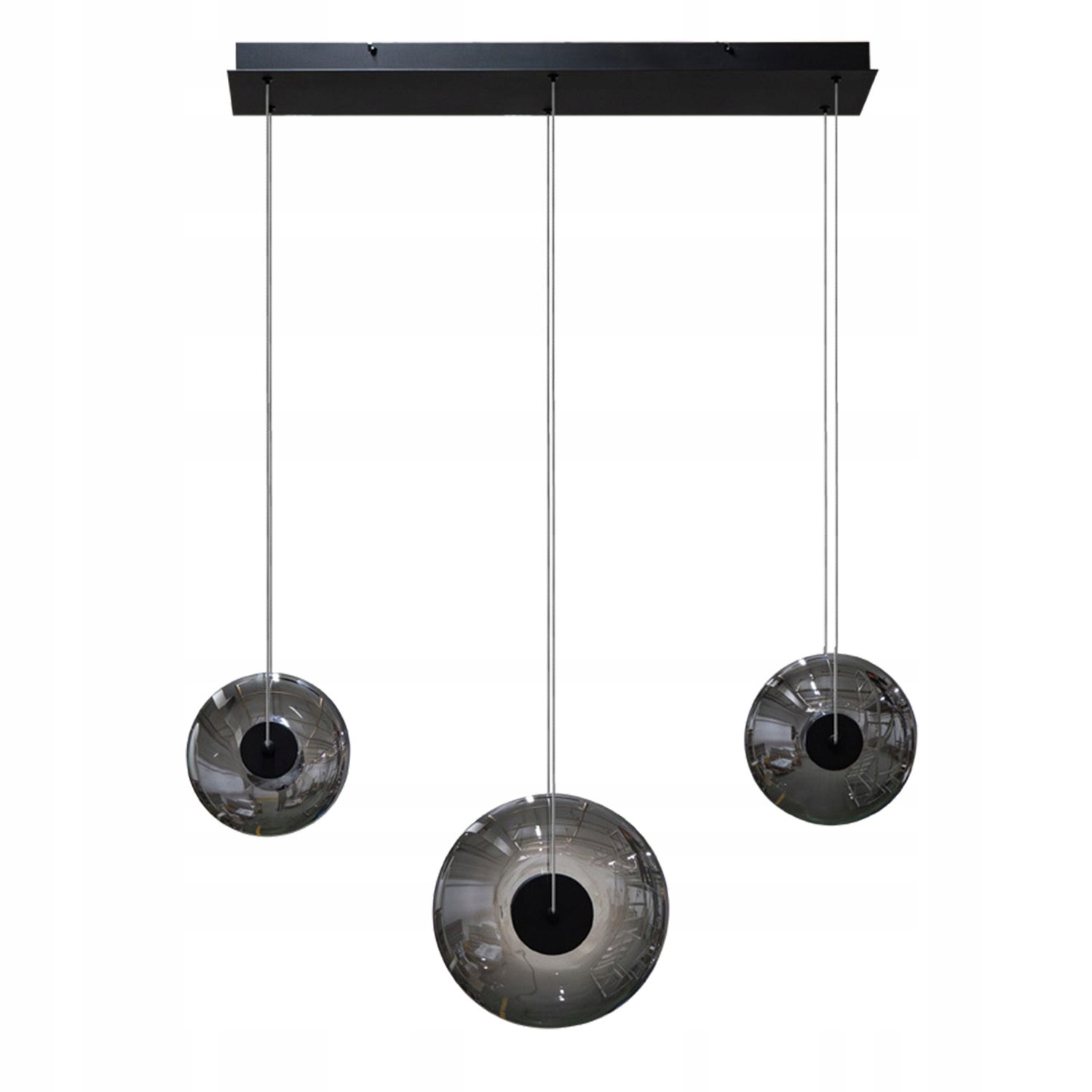 Moderní lišta v podobě převislých „otevřených očí“ kouřová Andora