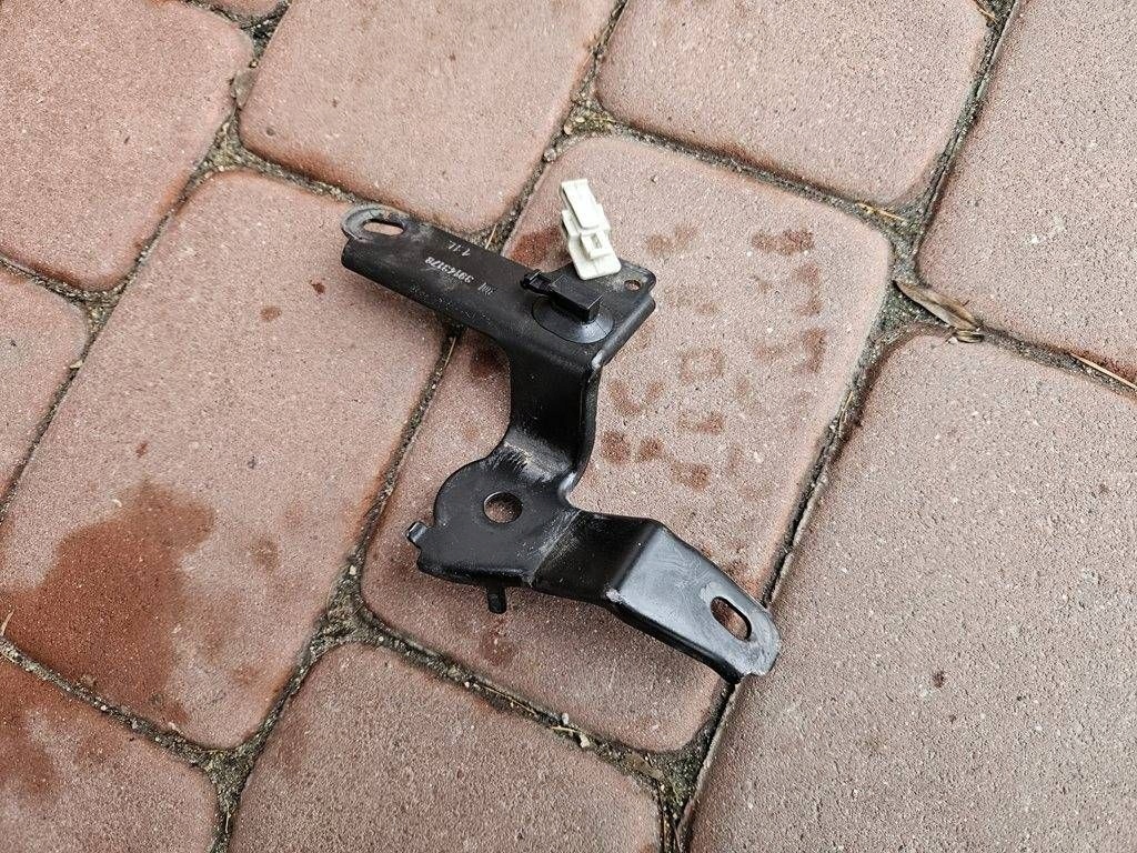 Poignée Console Support plaque Moteur 1.2T LIH Opel Astra K 39143178