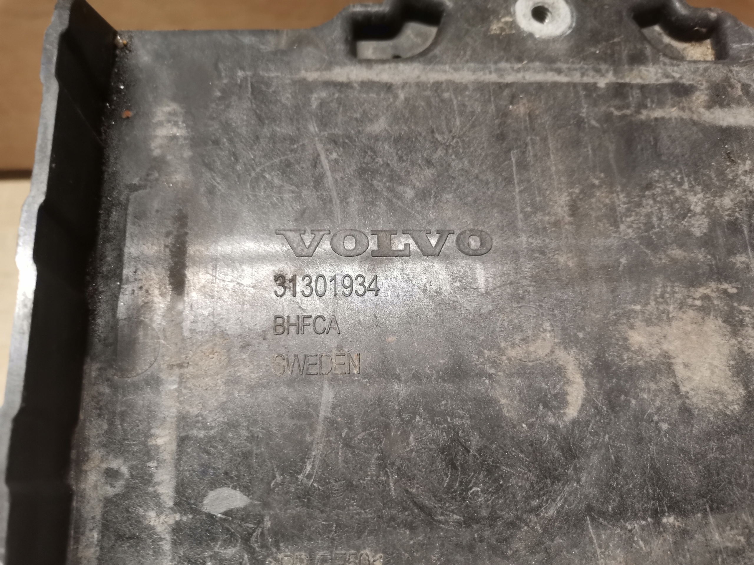 držač akumulatora VOLVO V40 II 2012-2018r 31301934