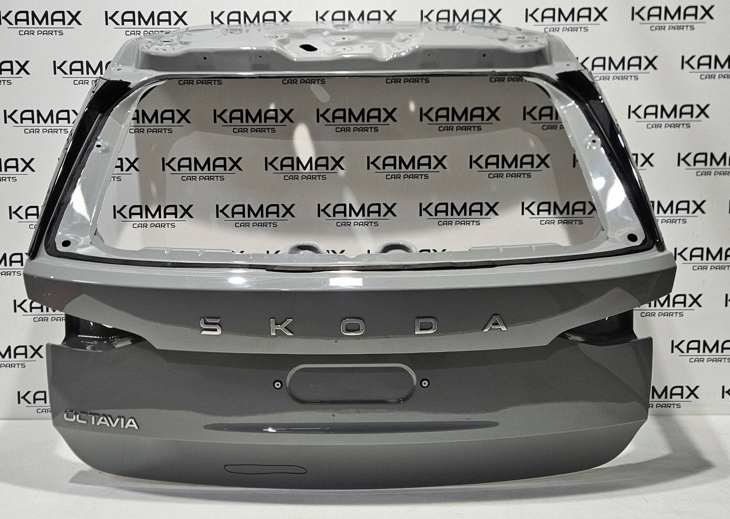 trunk door boot rear SKODA OCTAVIA IV KOMBI 19- original