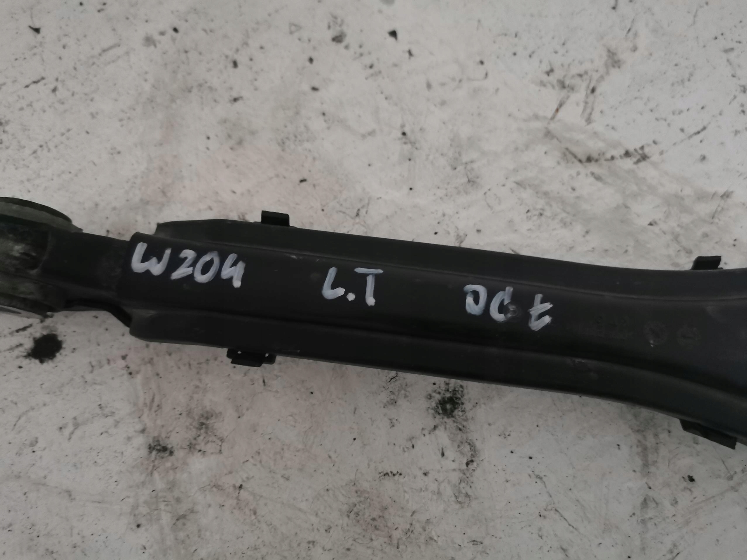 Querlenker links heck unterer MERCEDES C-KLASA W204 07-14
