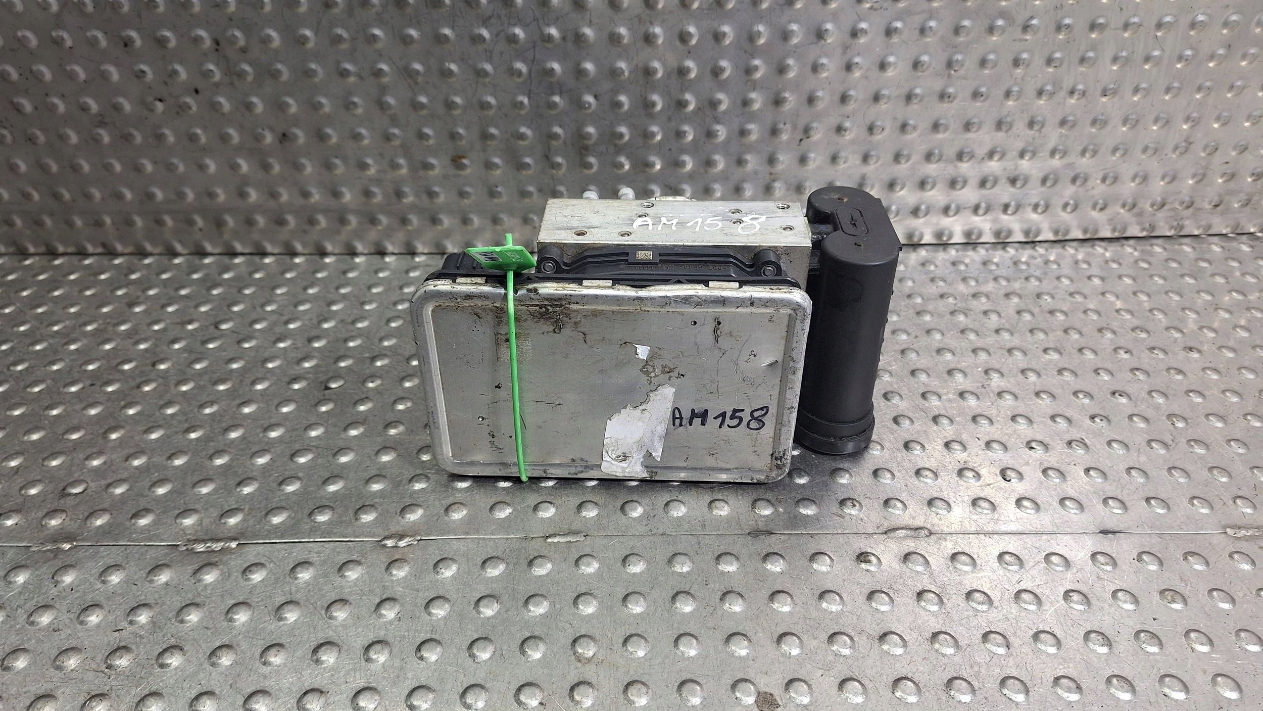 compressor; pump springing AIRMATIC A2233200804 A2239014414 MERCEDES W223