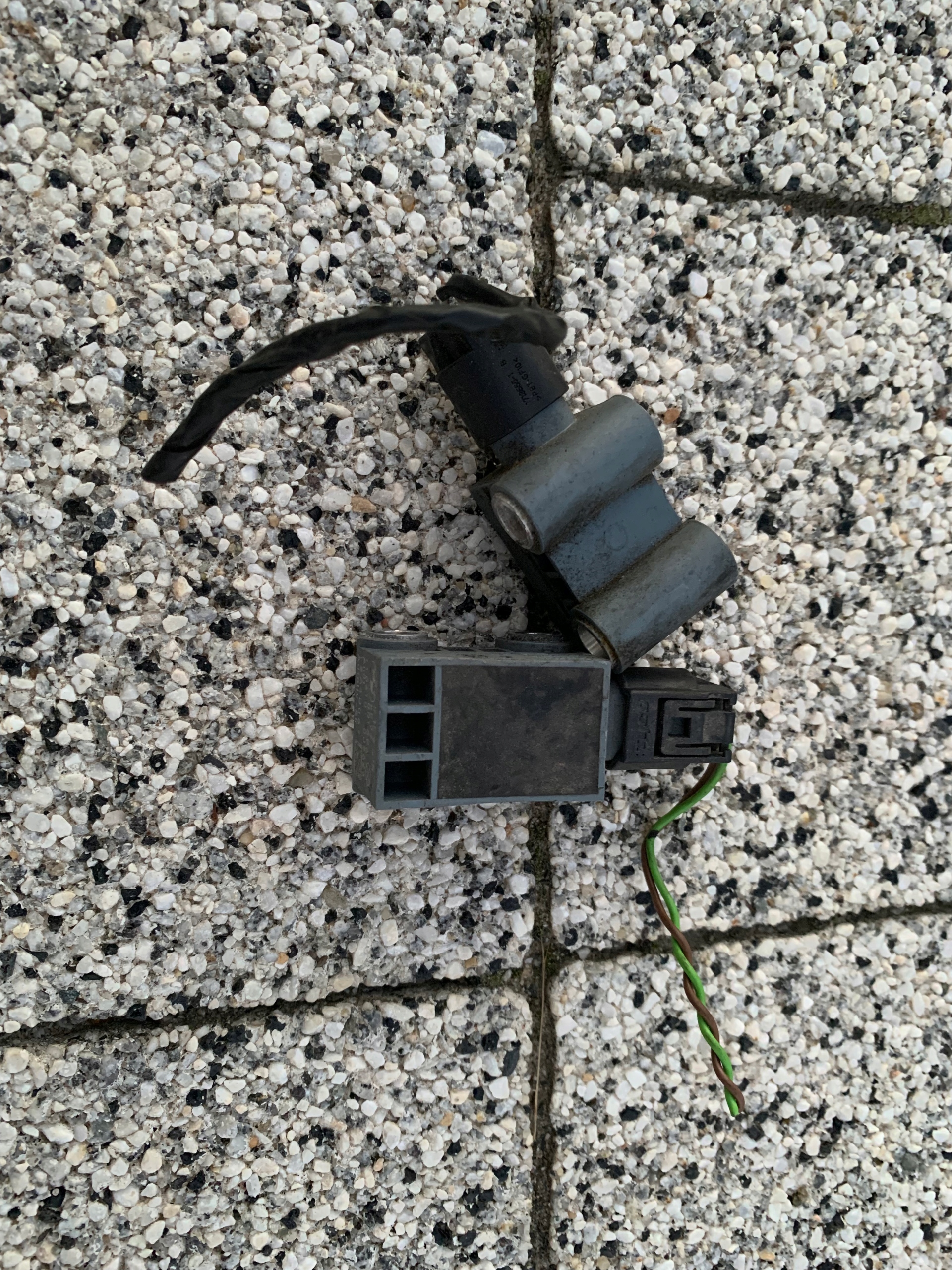 BMW F10 F07 F01 MINI R56 CZUJNIK UDERZENIA PRZÓD