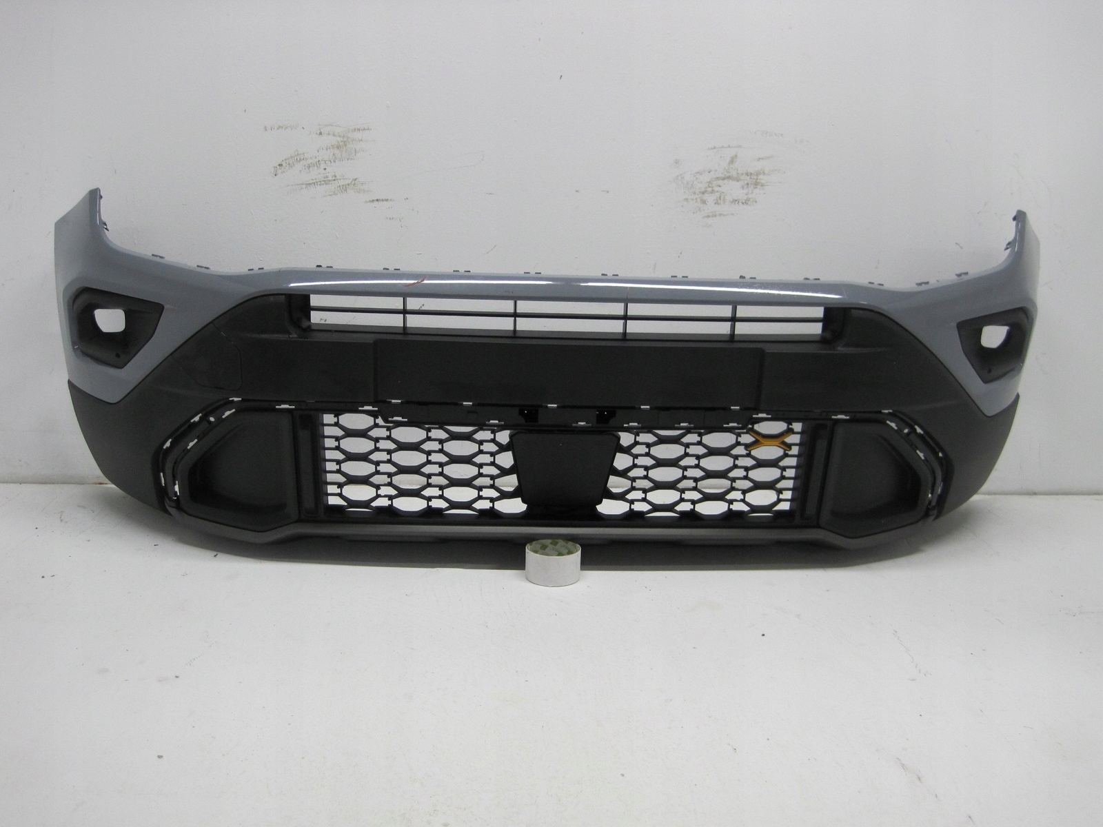 front bumper JEEP AVENGER 24R below RADAR front