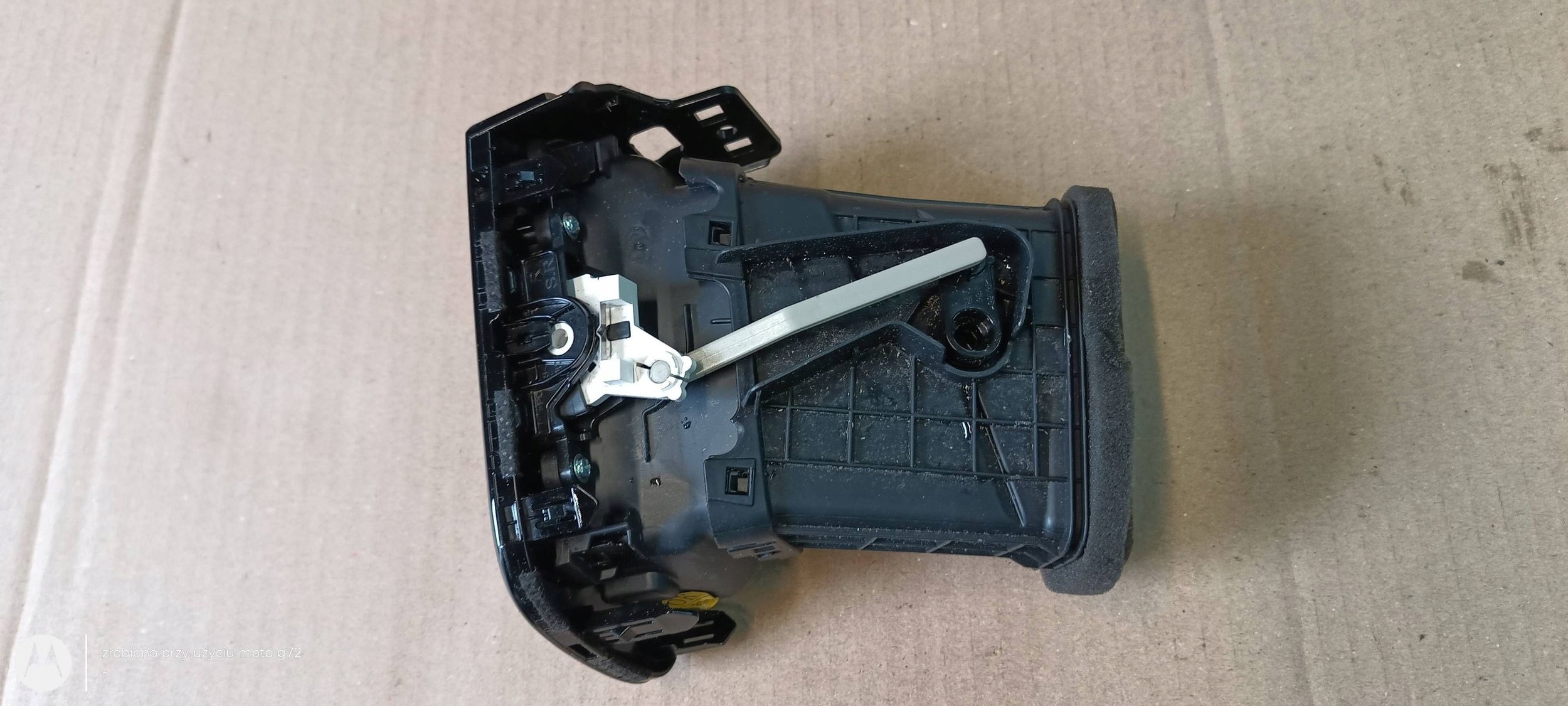 KIA RIO IV grid air conditioning devices right 97480-H8800 2019R