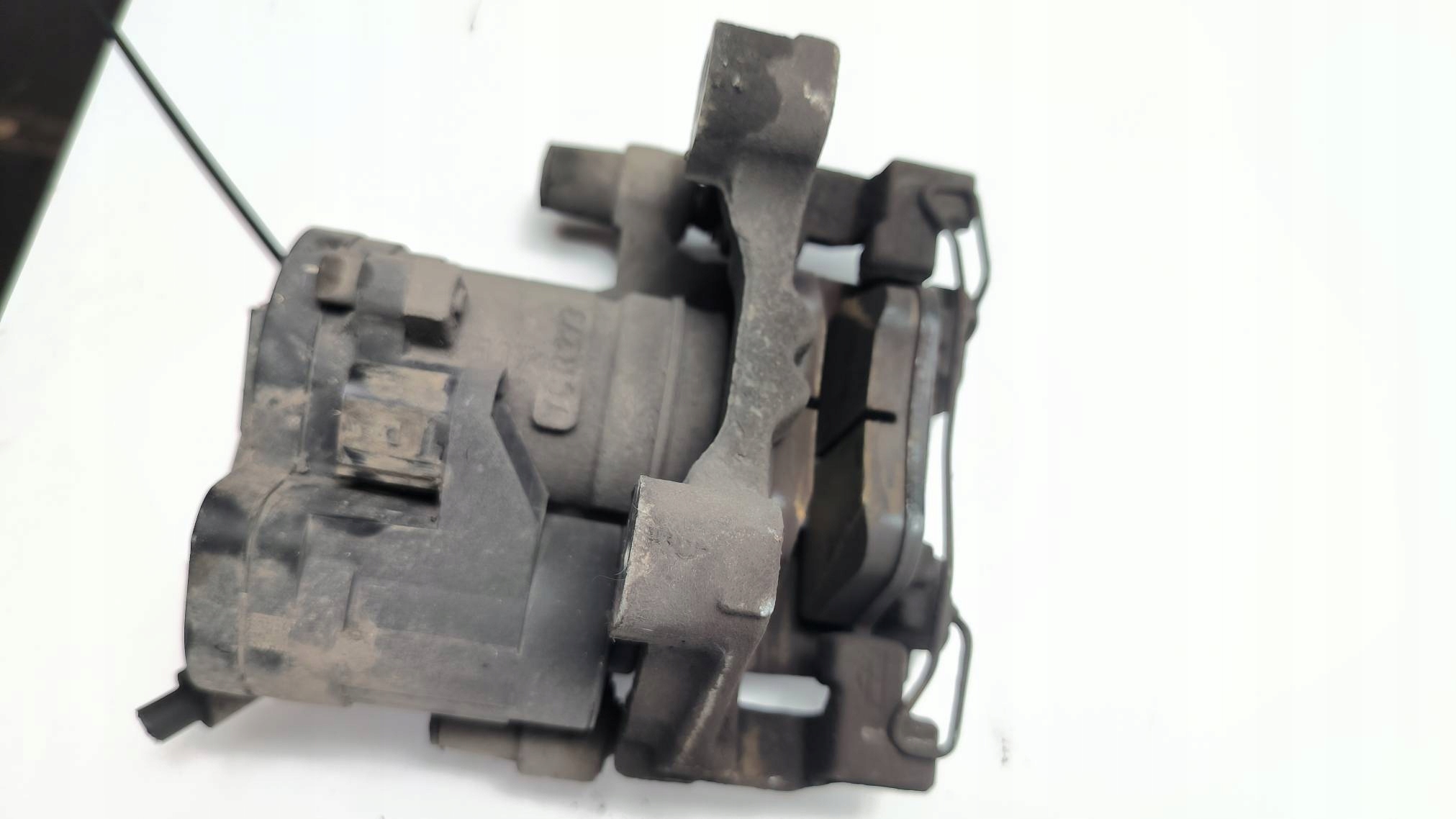 caliper brake rear part left 3Q0615405 SKODA SUPERB III