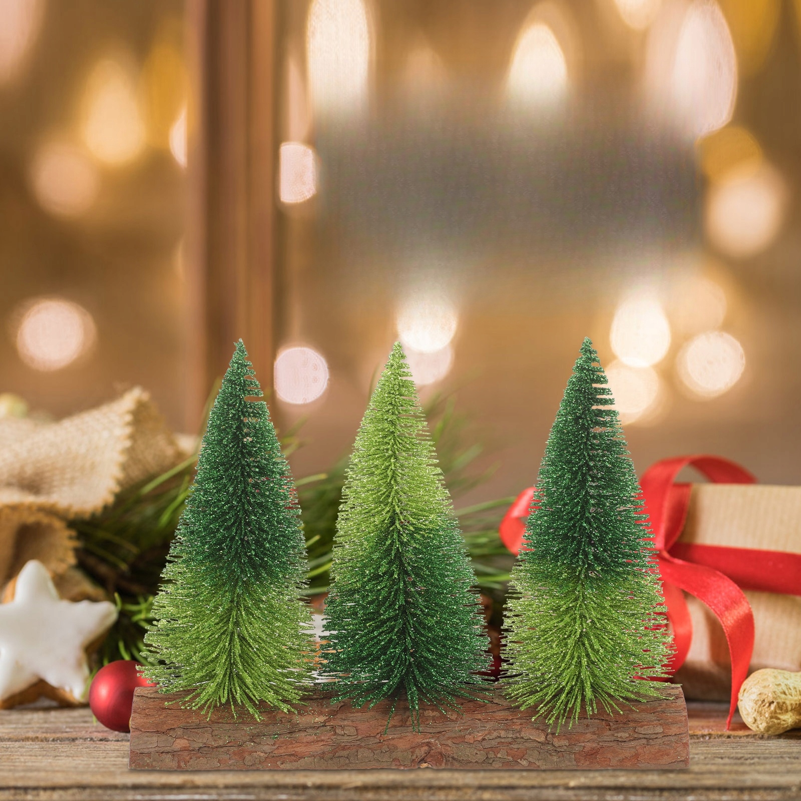 MINI BLAT Z DREWNIANĄ PODSTAWĄ MINI Choinka Wysokość maksymalna 8 cm