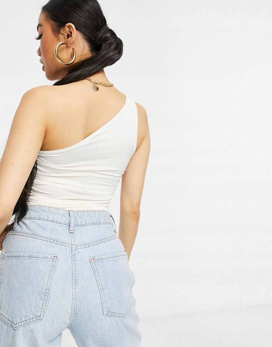 MISSGUIDED PETITE BODY DAMSKIE KREMOWE 34 1ARL Zapięcie zatrzask