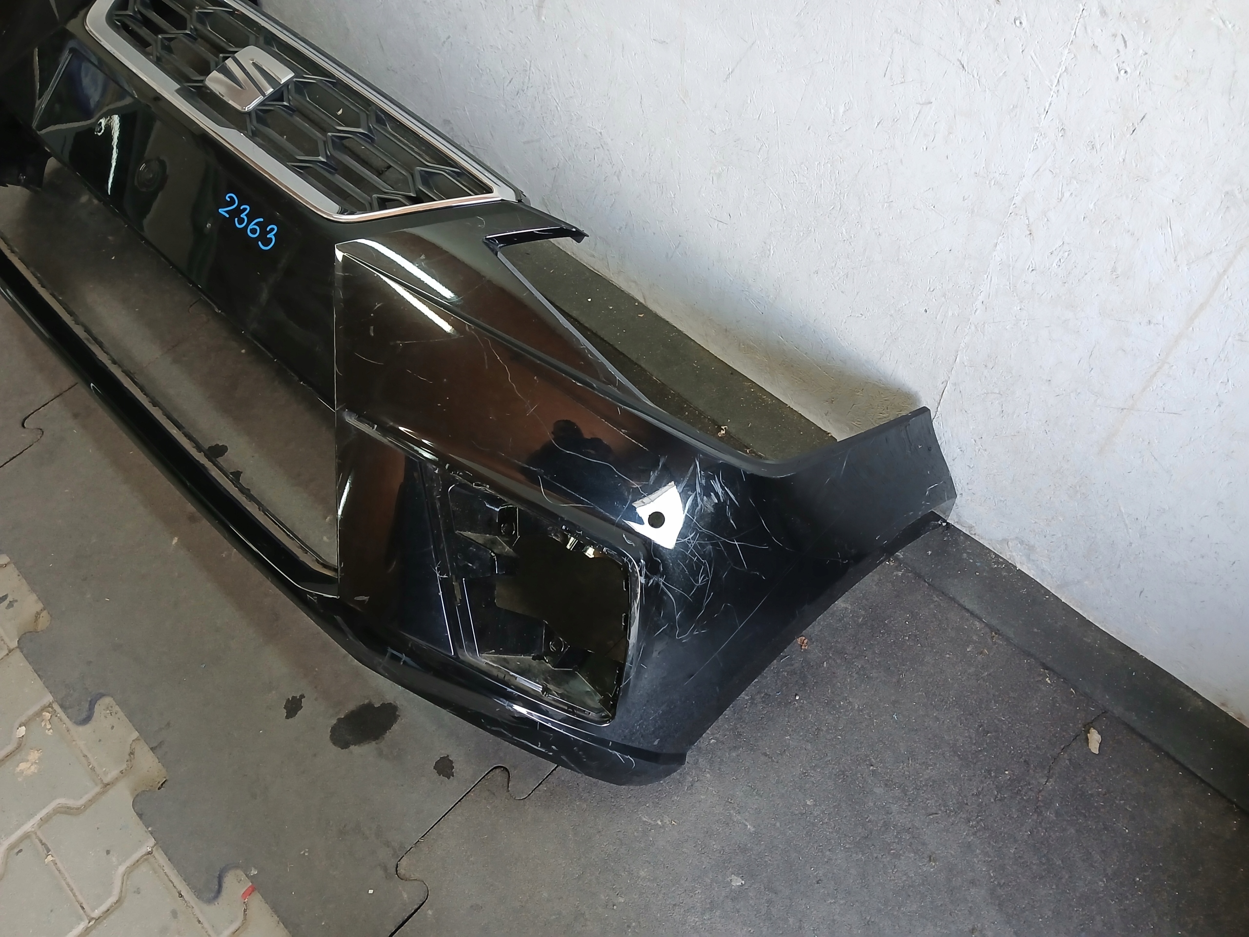 bumper front SEAT IBIZA 6F 17